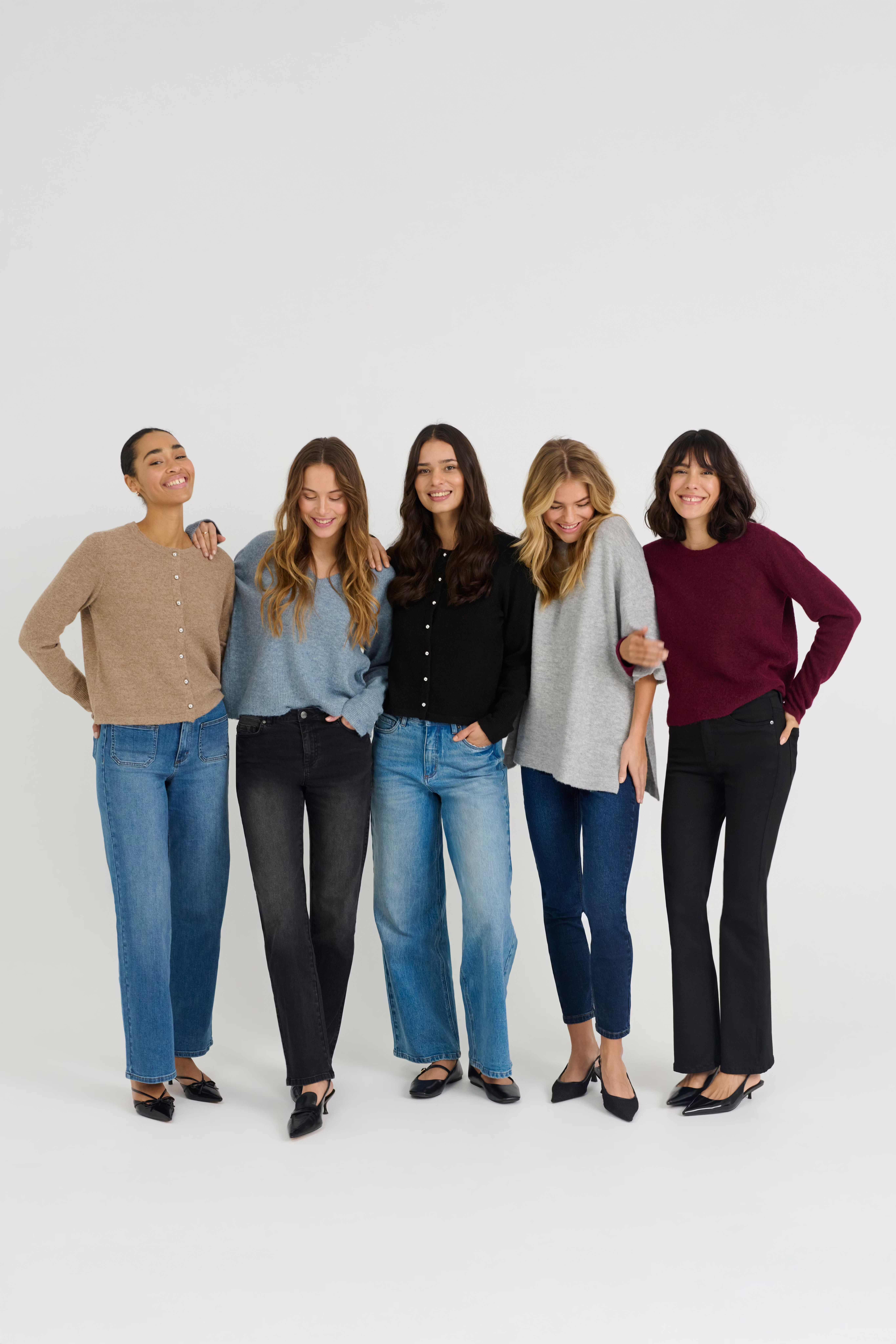 KAniel Cardigan LOCATION NONE 10510481-1810291