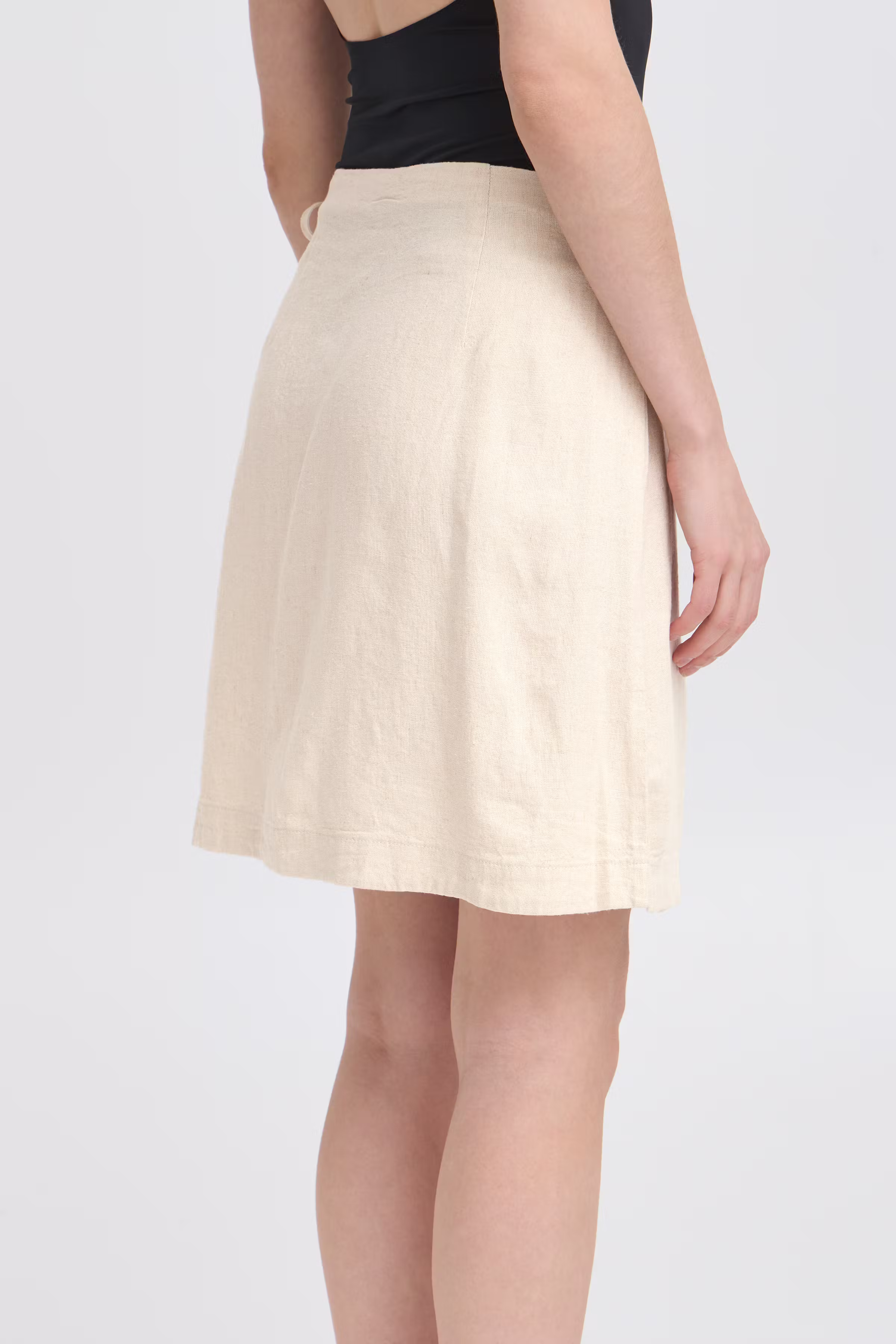 IHLINNO Skjørt LOOKBOOK DETAIL 20122916-204424