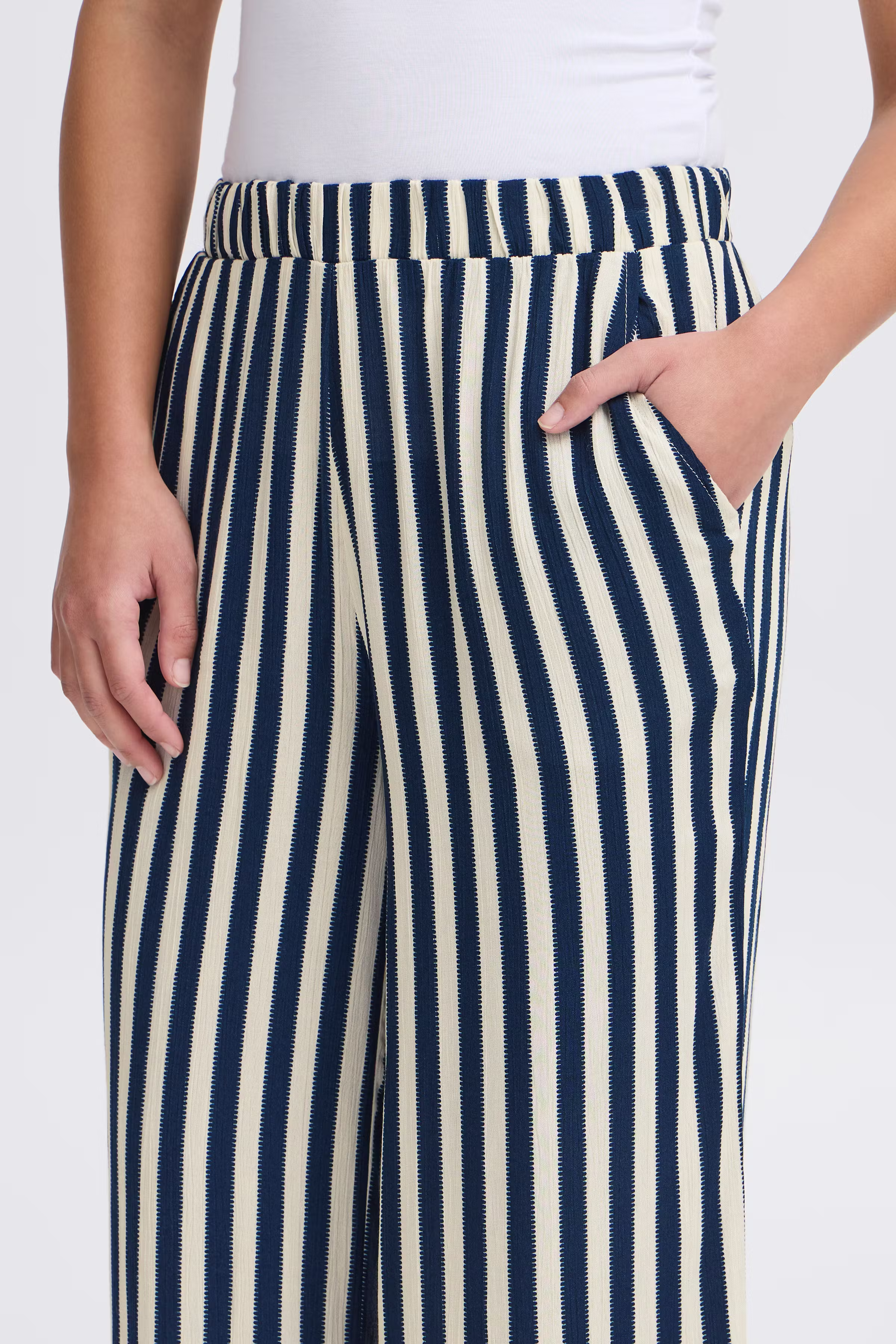 IHMARRAKECH Casual Hose LOOKBOOK DETAIL 20123005-204479