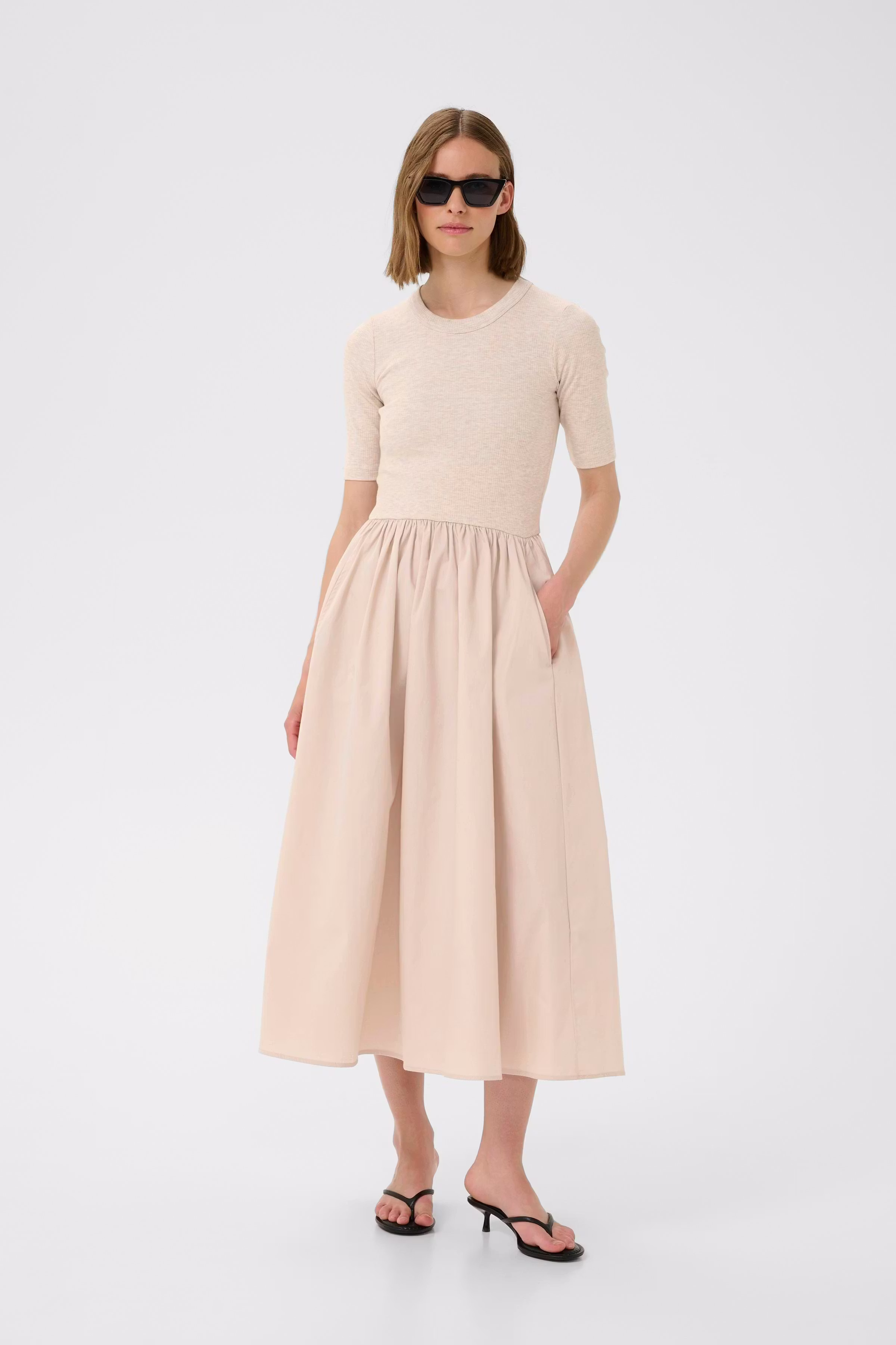 DagnamaIW Dress LOOKBOOK FRONT 30109850-300597