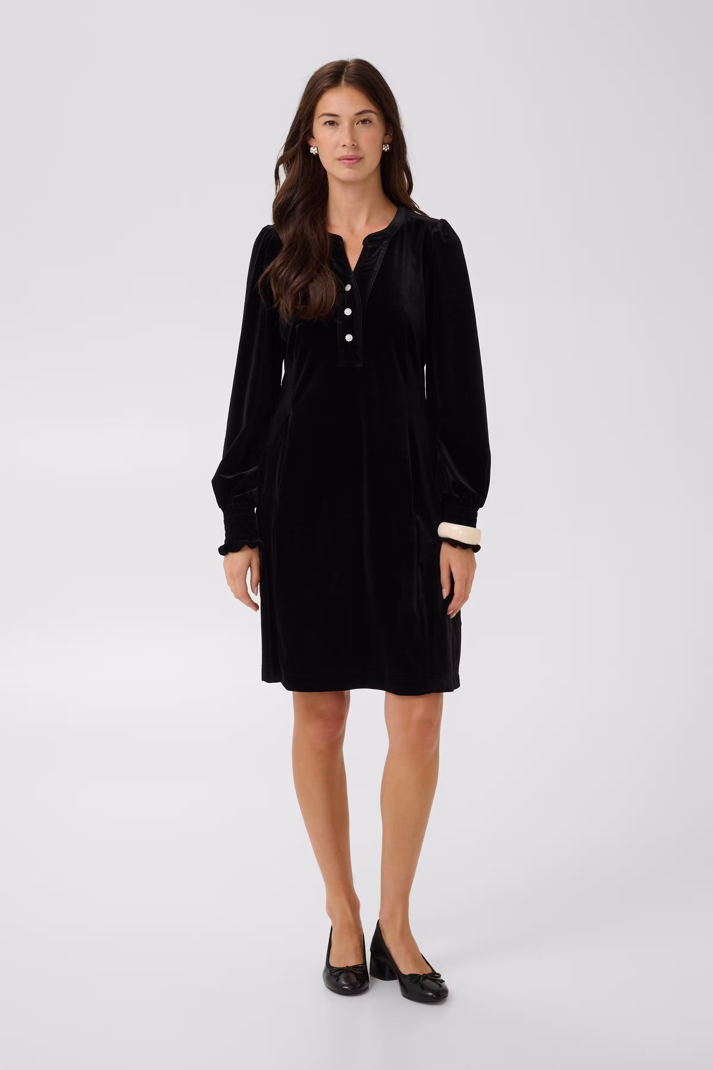 CUCHANANNA Velourkjole
 LOOKBOOK FRONT 50114127-194008