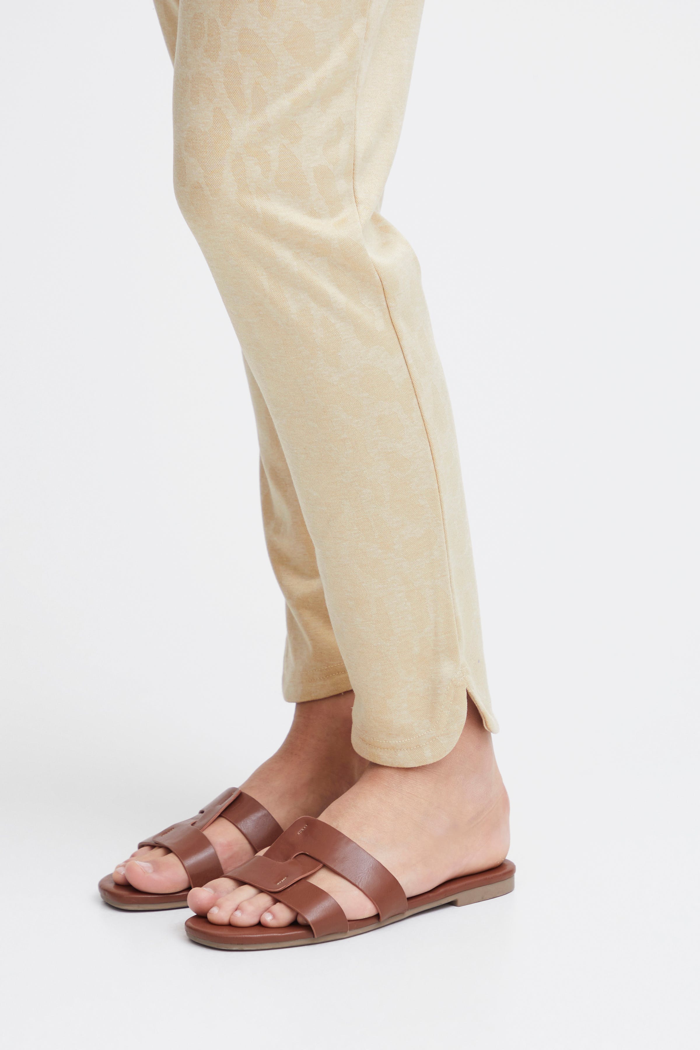 IHKATE Trousers LOOKBOOK DETAIL 20120654-151308