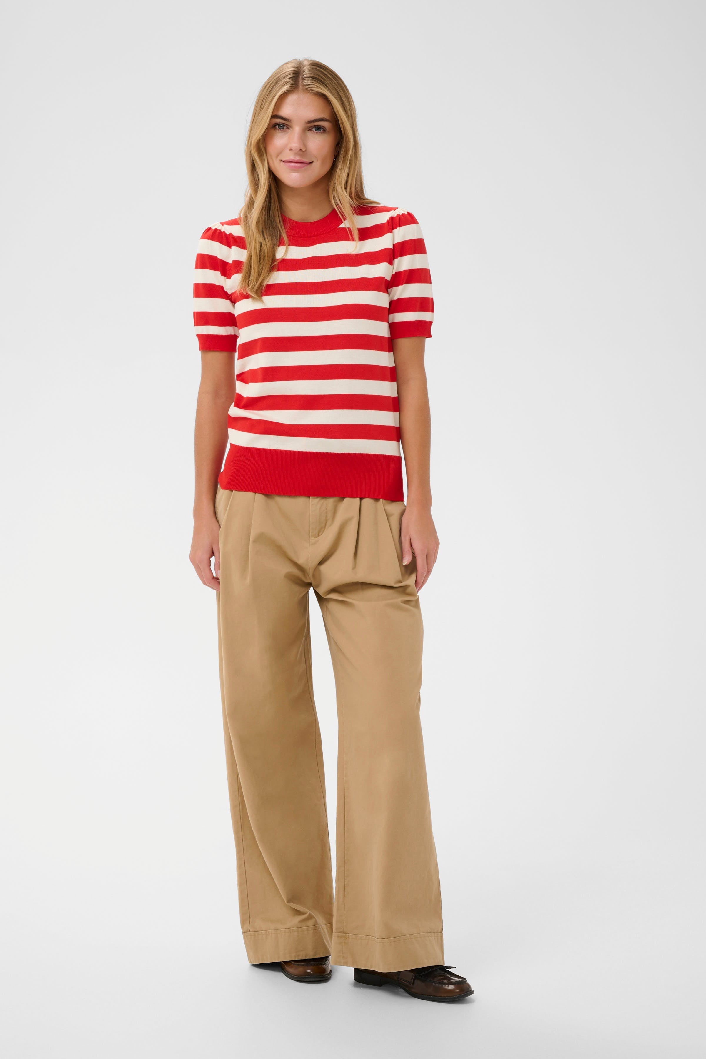 MilaSZ Pullover LOOKBOOK FRONT 30513931-304739