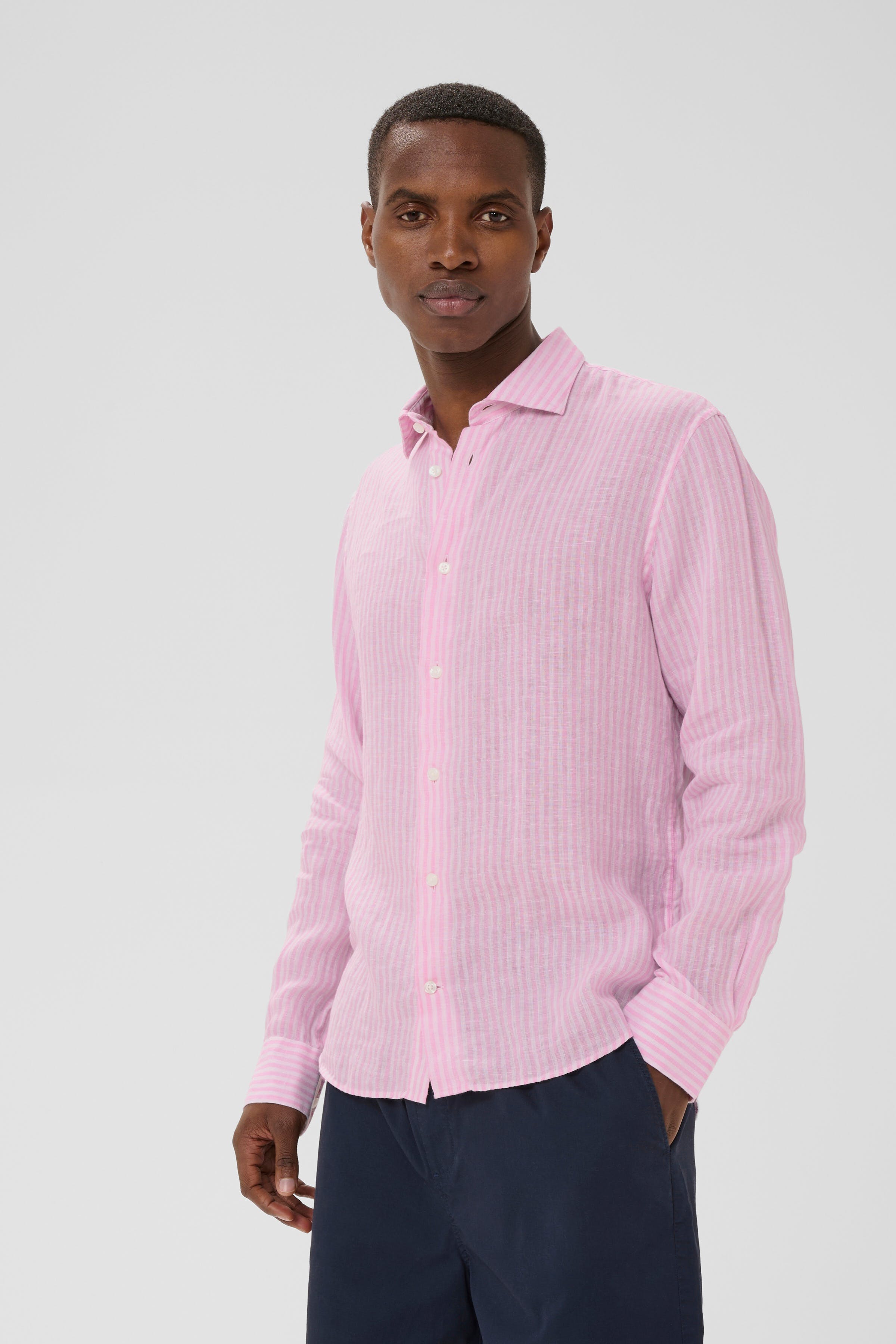 MAmarc Leinenhemd LOOKBOOK FRONT 30207239-142311