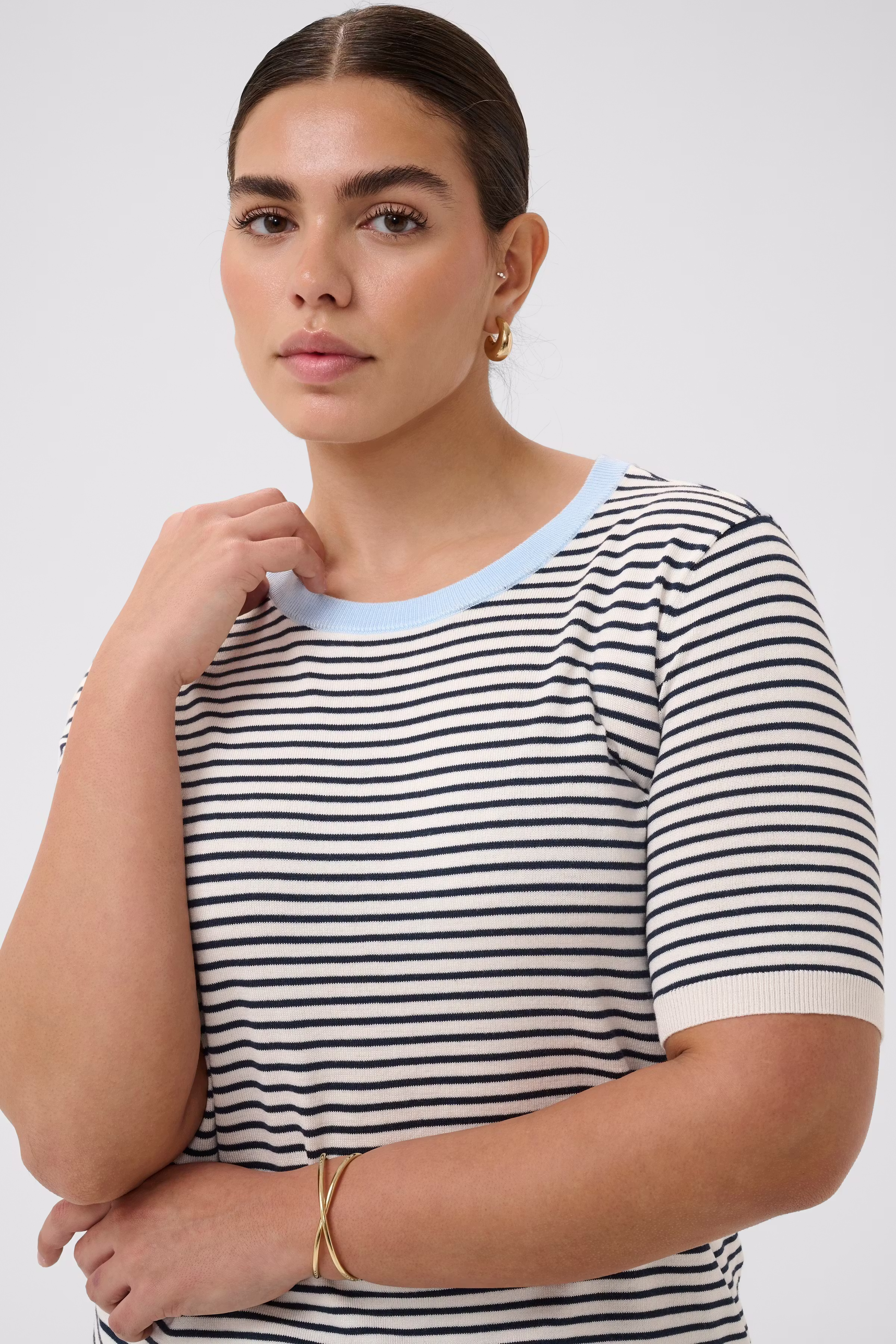 KClizzy Pullover LOOKBOOK DETAIL 10584211-109521