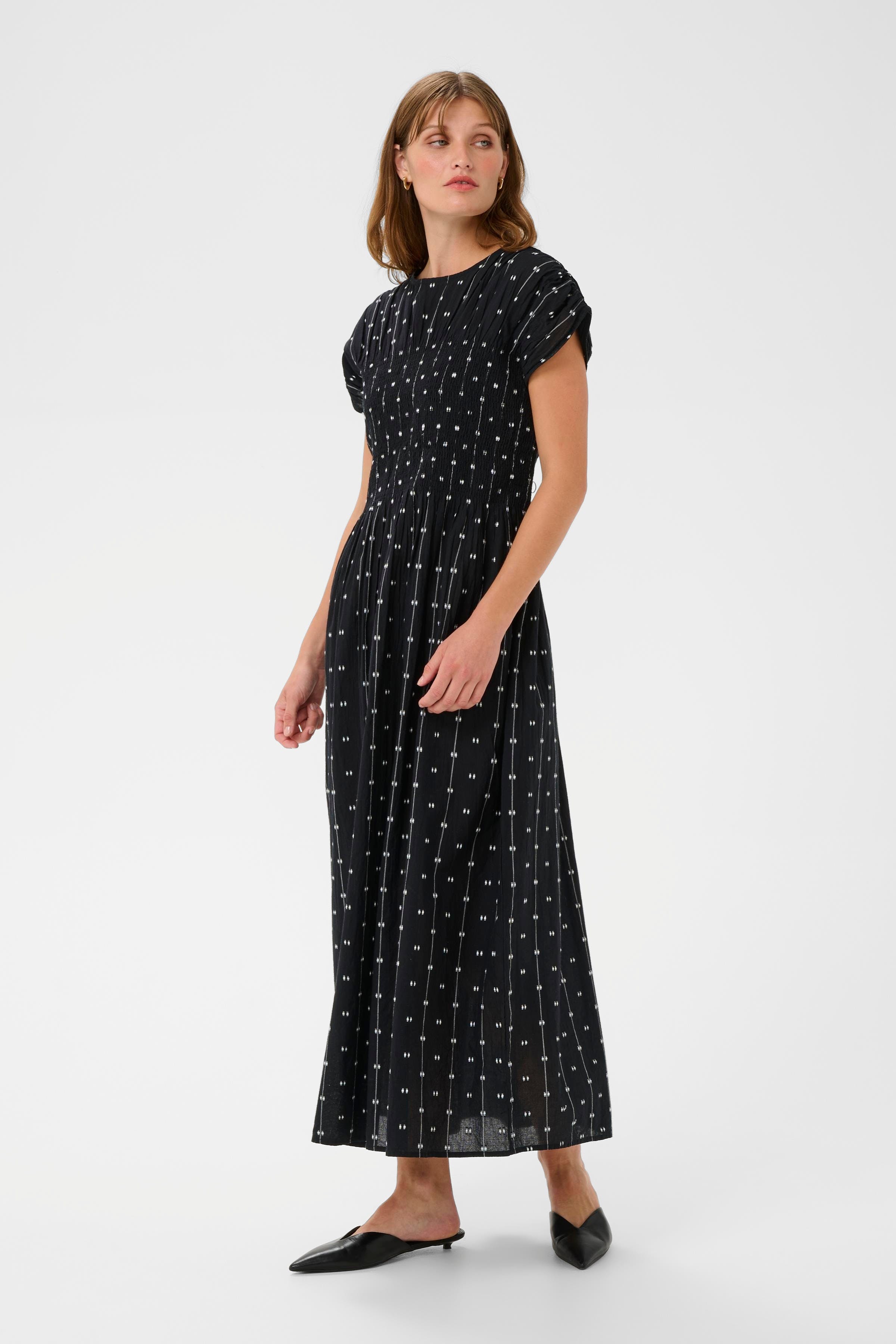 SLAmelie Dress LOOKBOOK FRONT 30409239-304867
