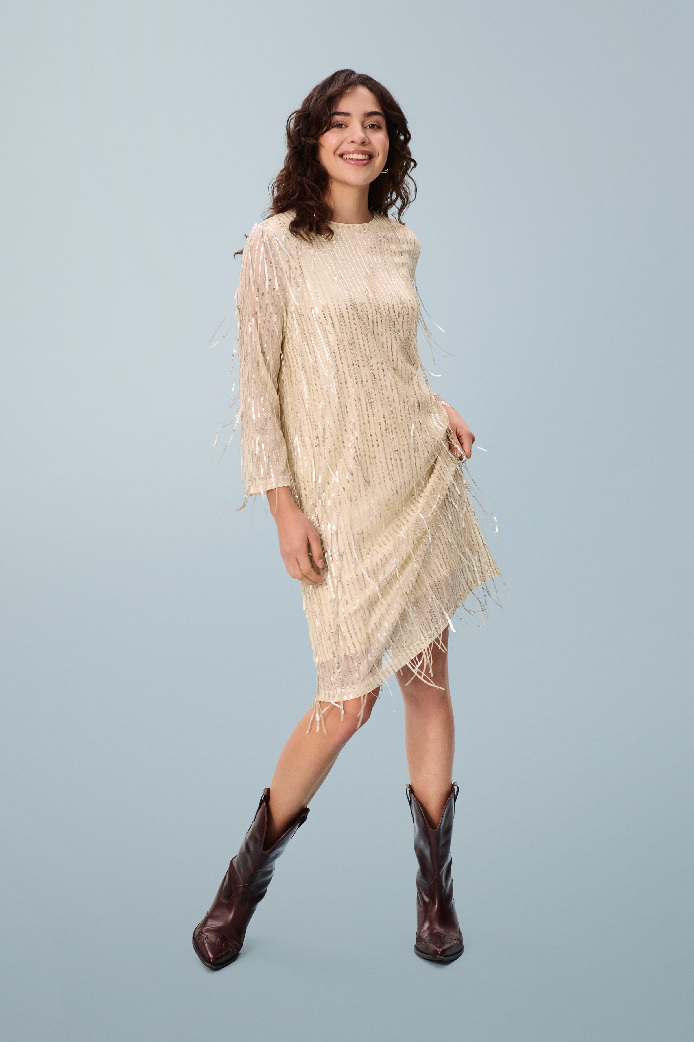 NellisSZ Dress LOCATION NONE 30514612-131008