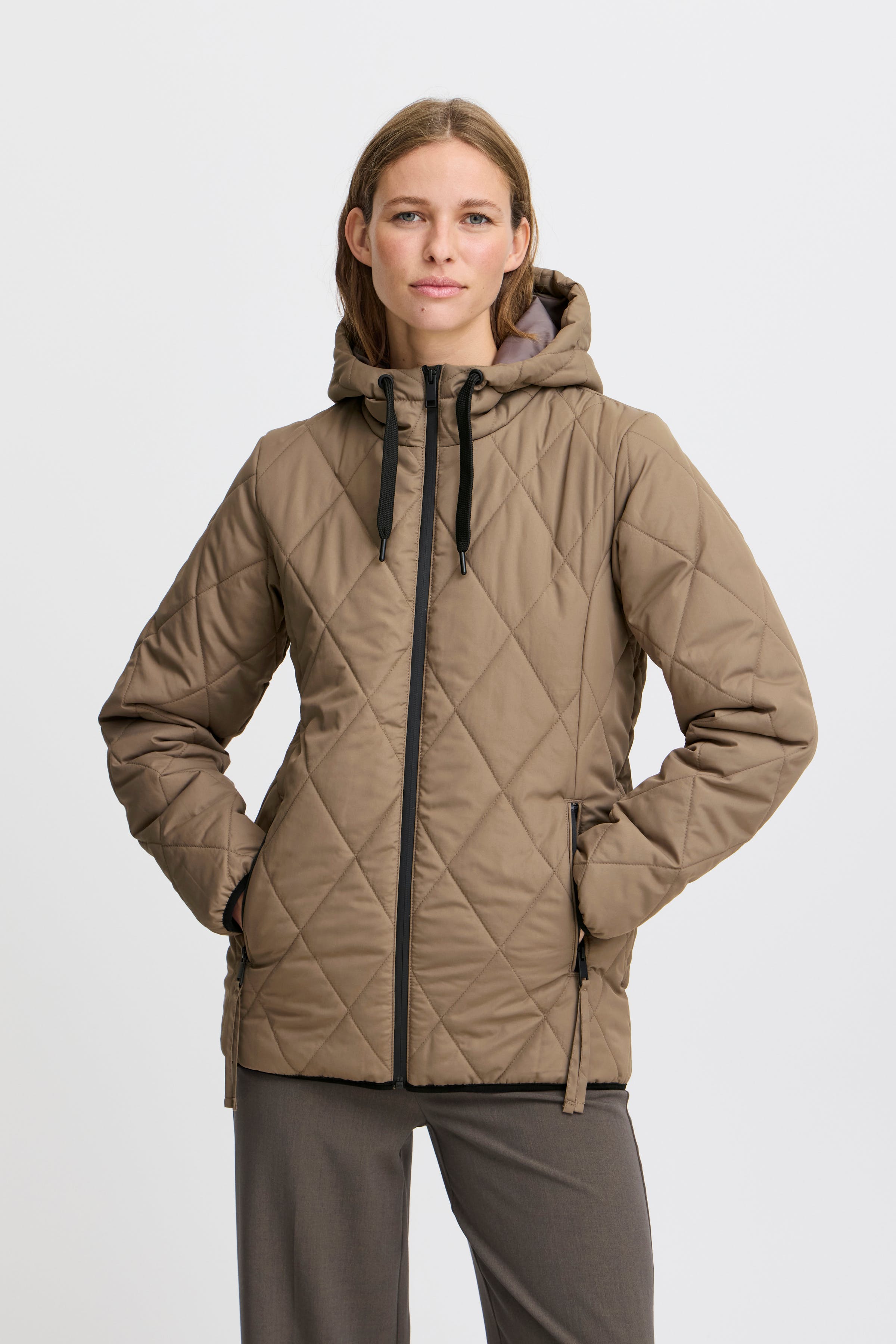 BYBELIS Yttertøy LOOKBOOK FRONT 20815796-181112