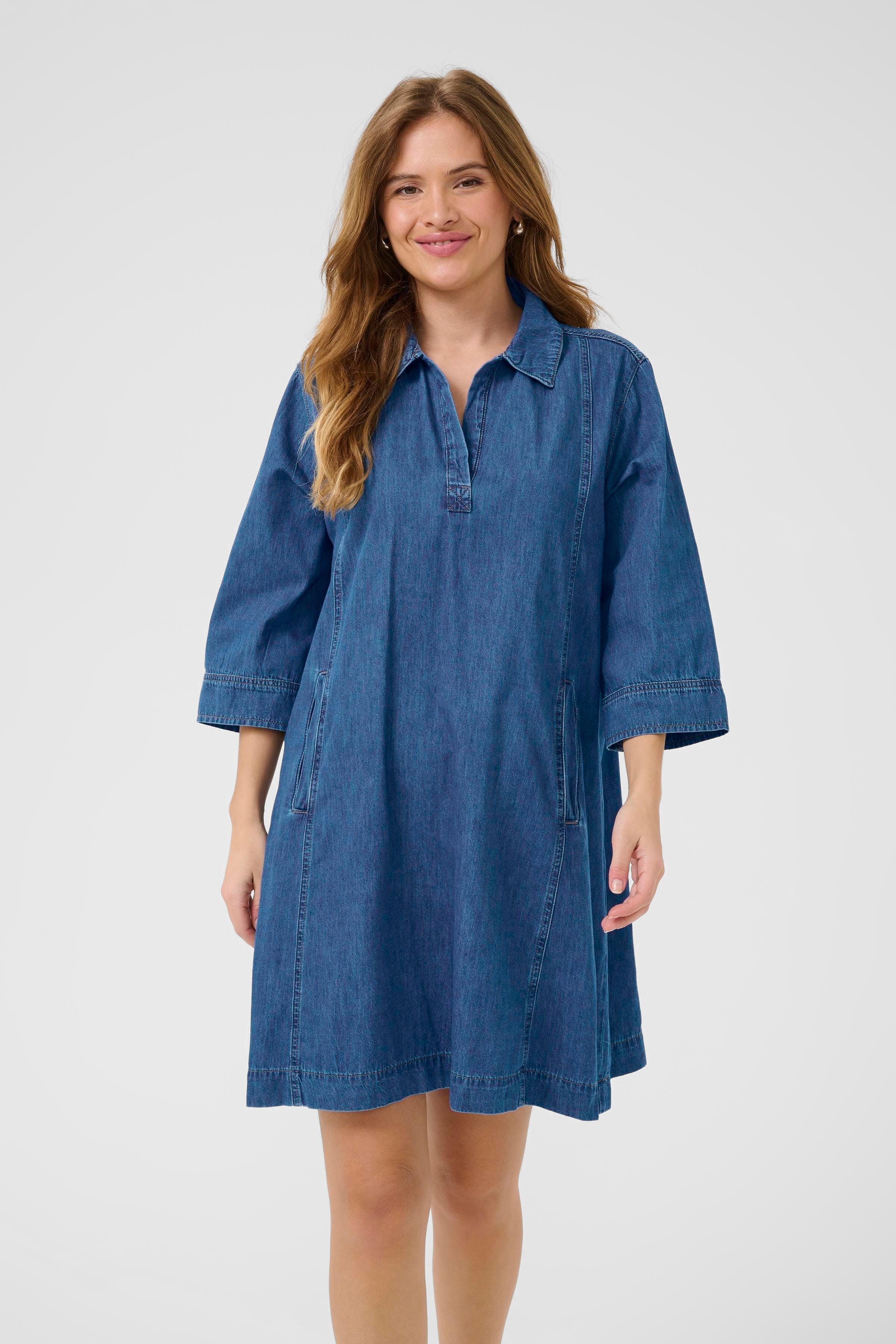 CUpin Jeansklänning LOOKBOOK FRONT 50111963-500029