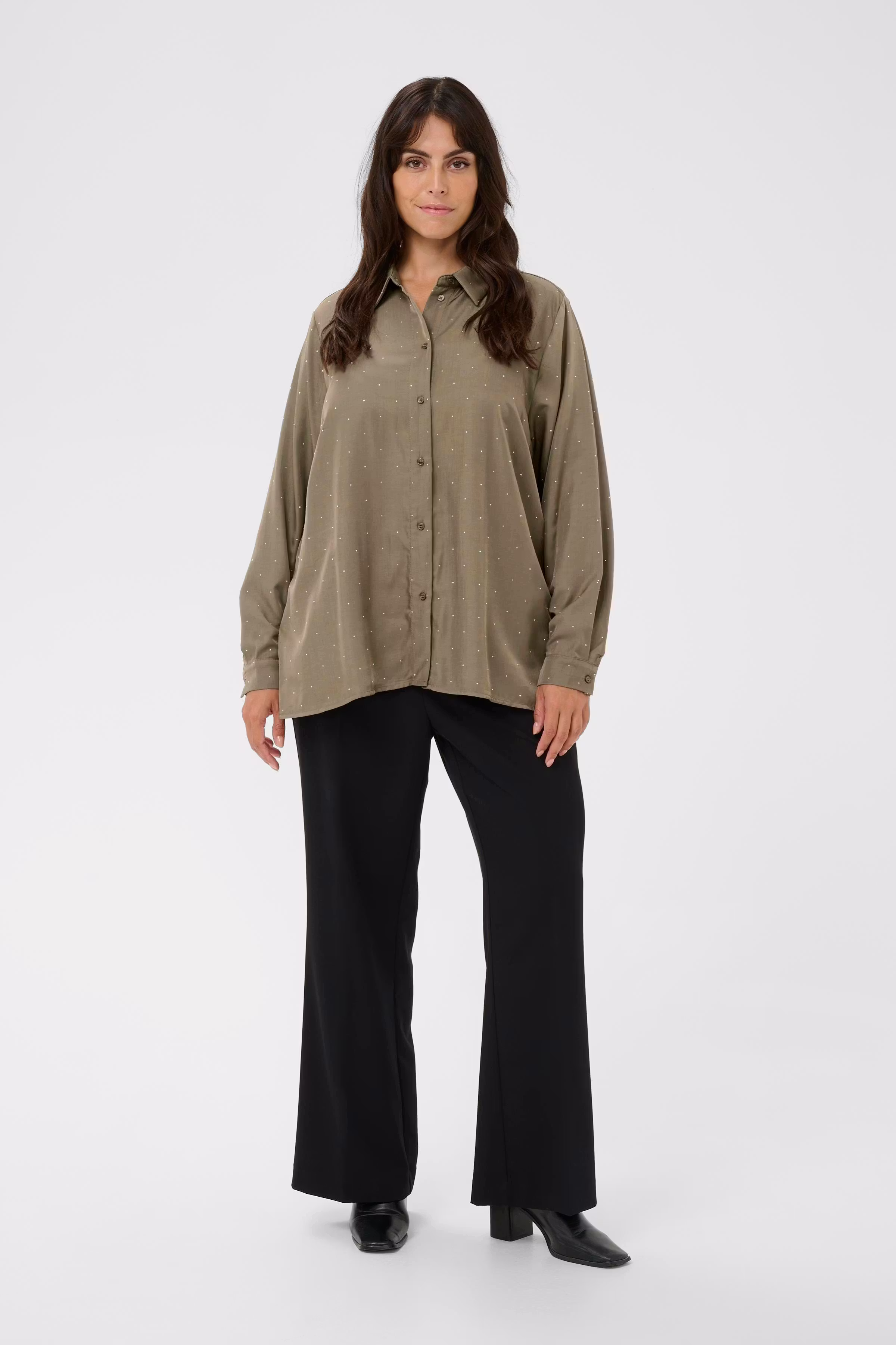 KCada Shirt LOOKBOOK FRONT 10583846-190808