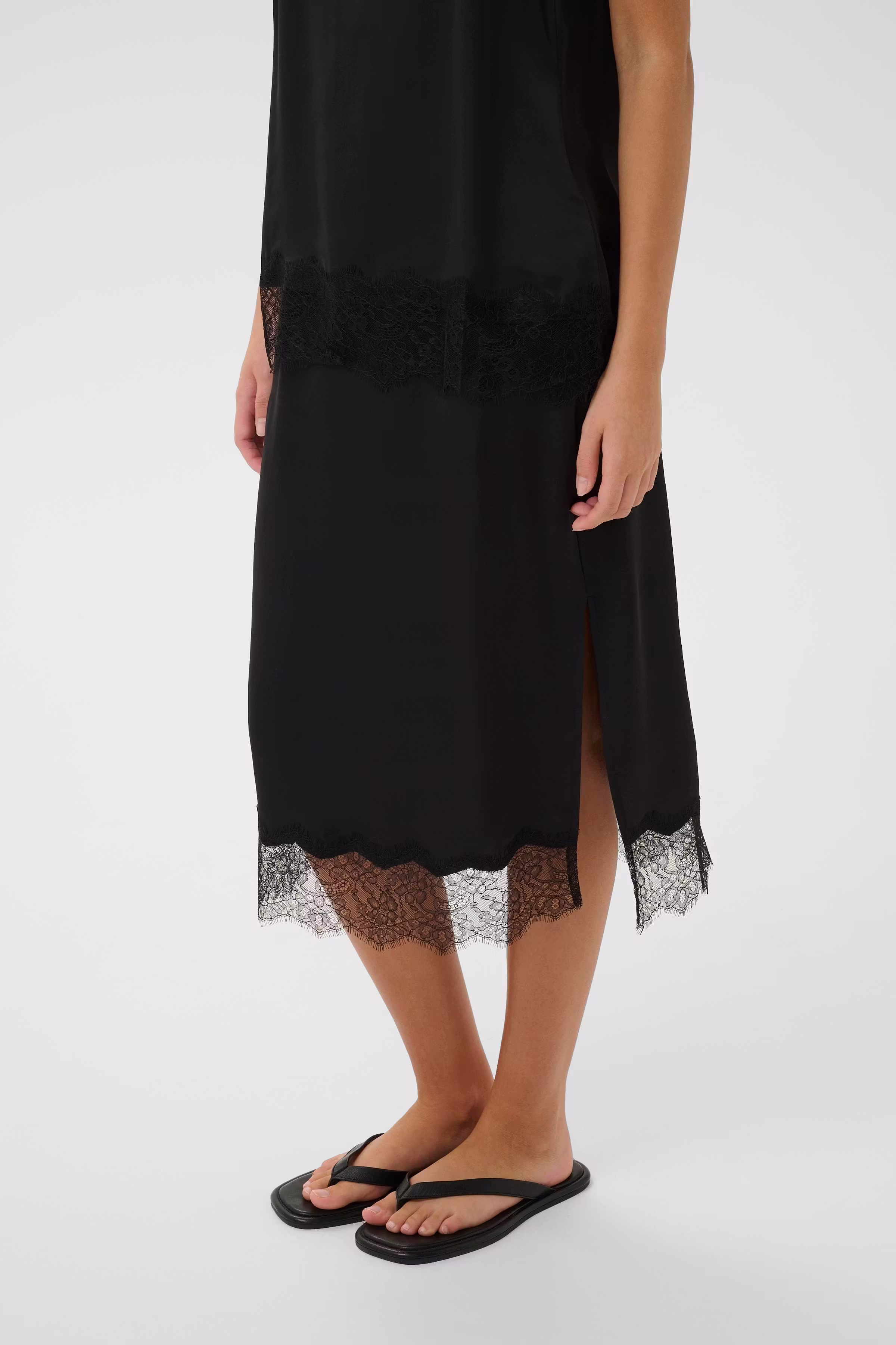 BallaIW Skirt LOOKBOOK FRONT 30111276-194008