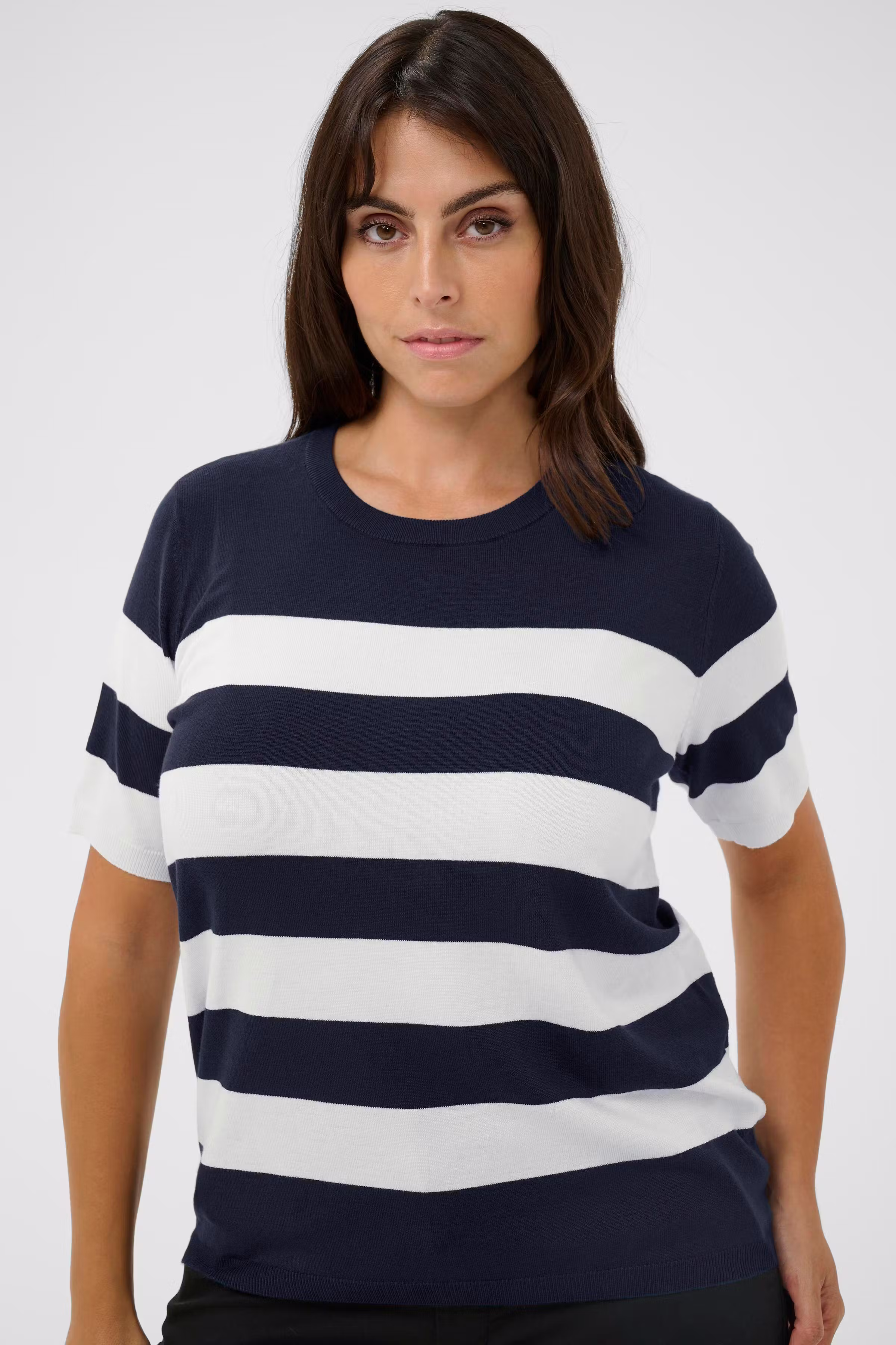 KClizzy Pullover LOOKBOOK DETAIL 10582914-107457