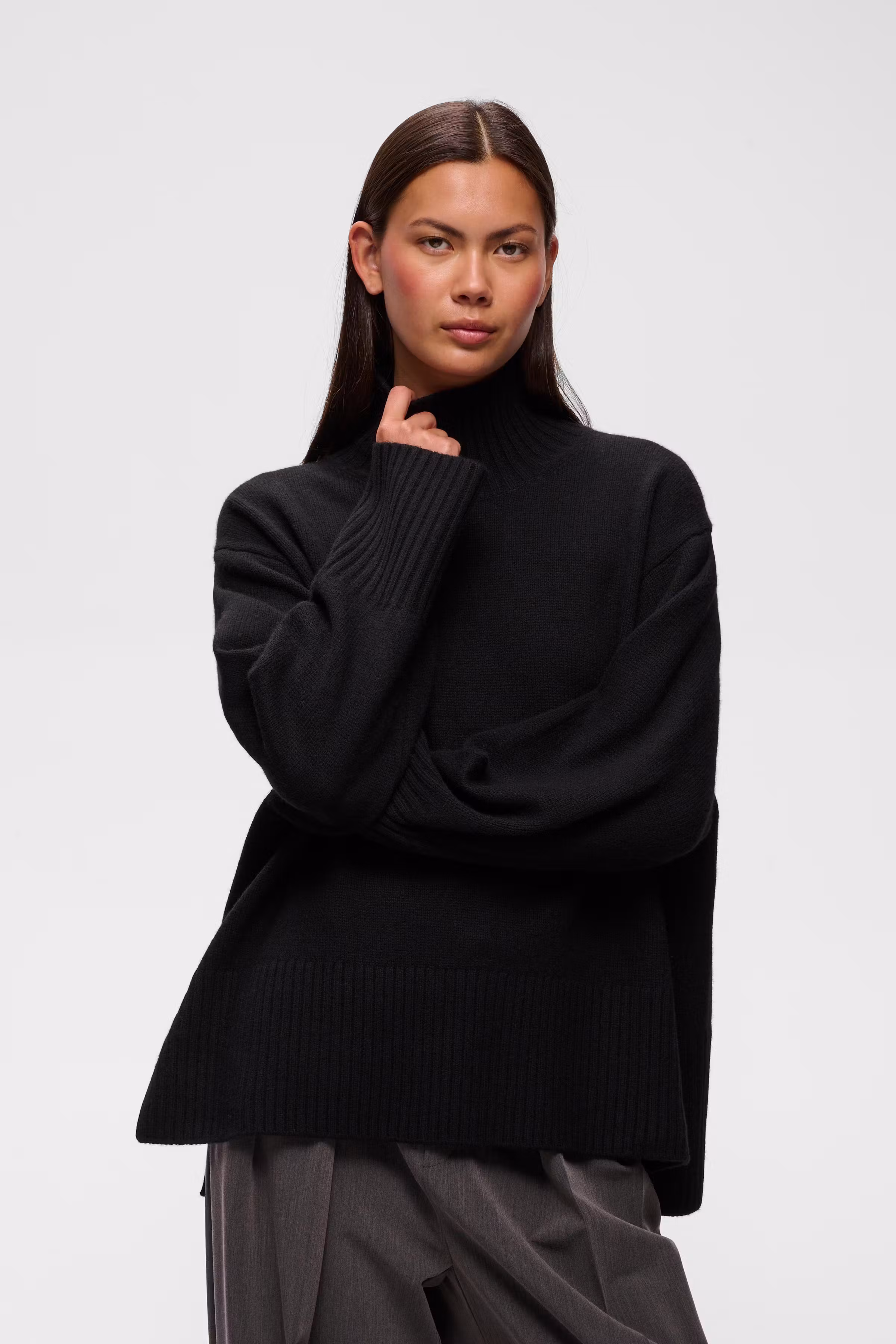 GeaIW Pullover LOOKBOOK FRONT 30111019-194008