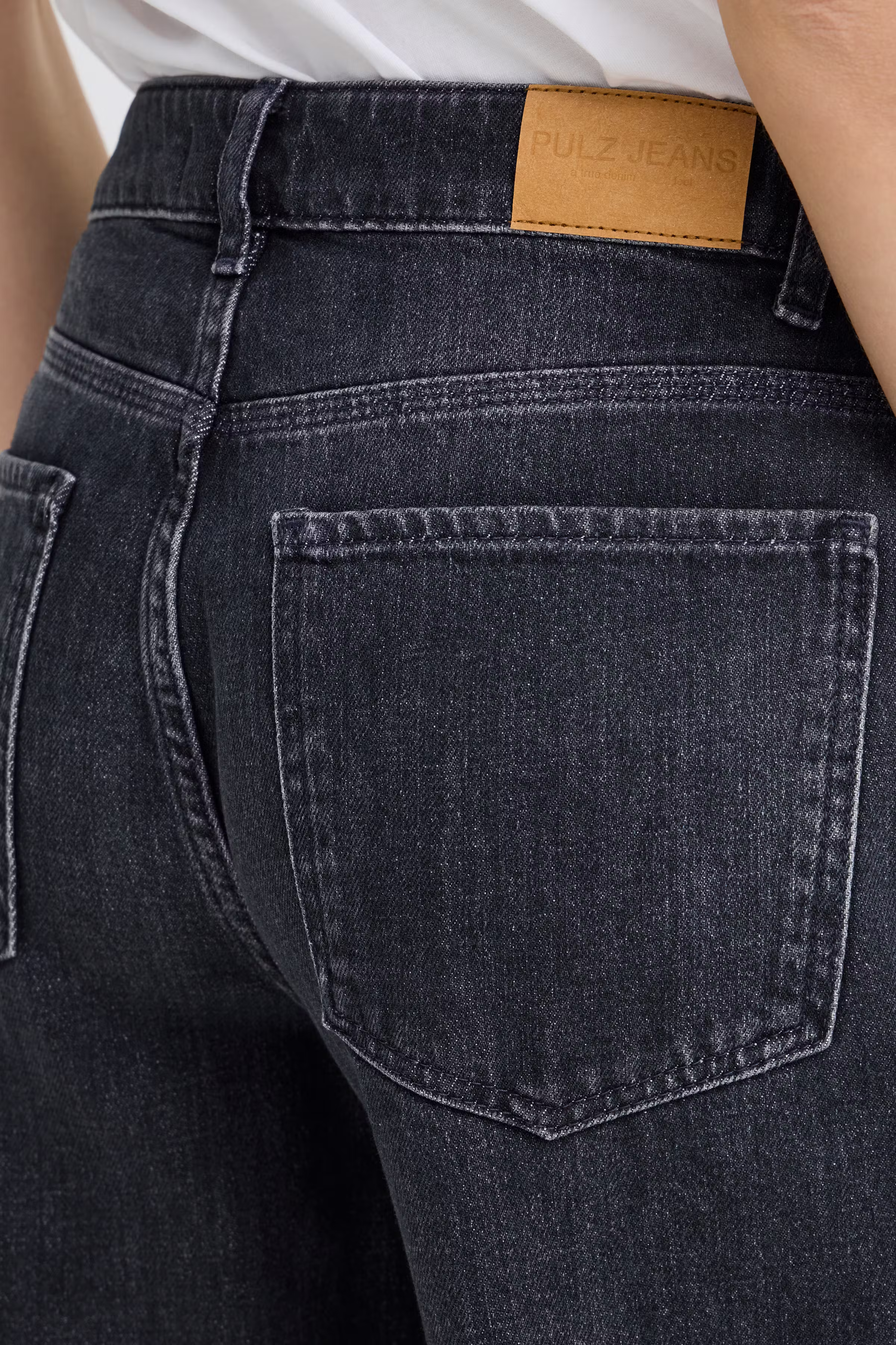 PZVEGA UHW Jeans Wide Leg LOOKBOOK DETAIL 50207173-900004239