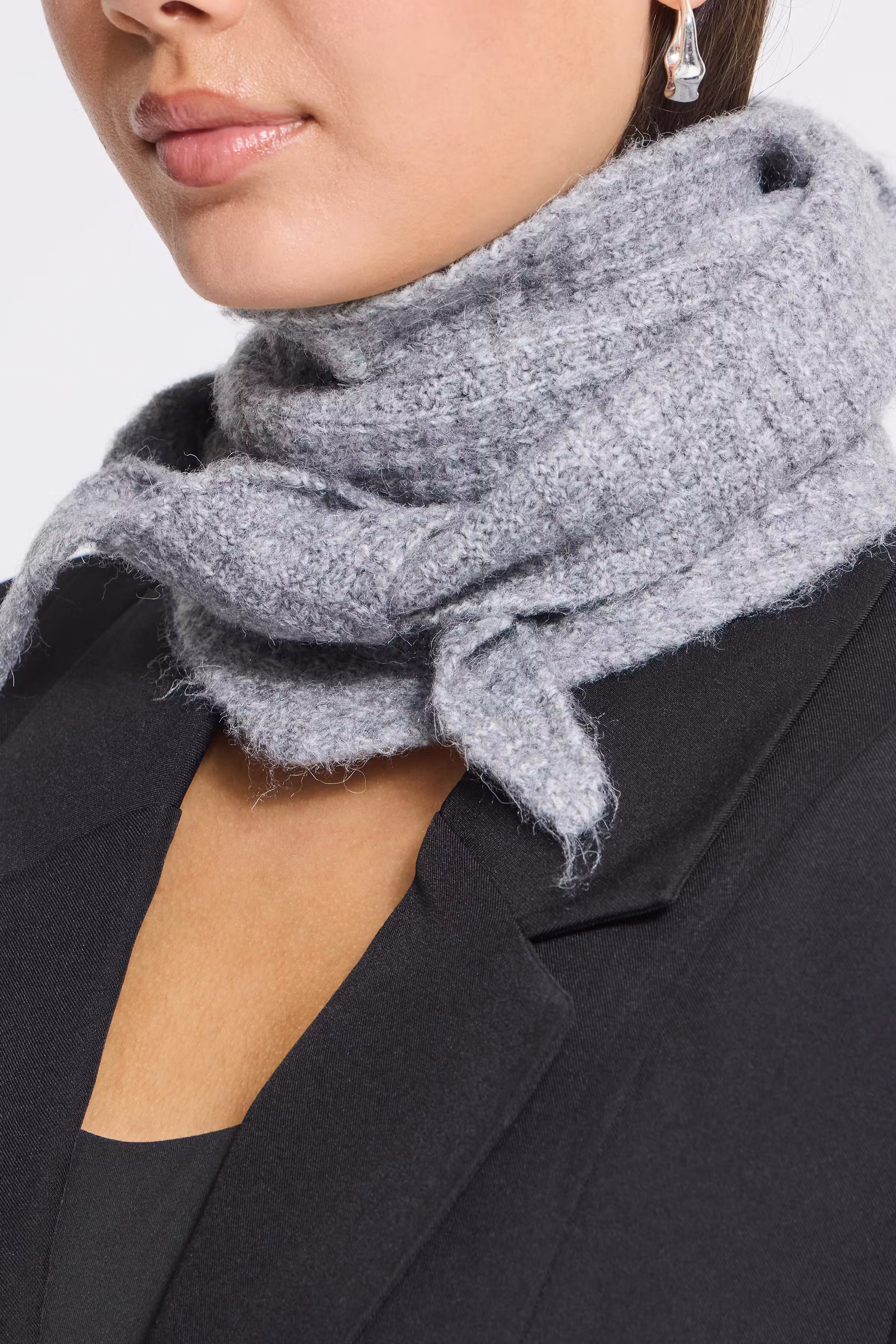 IAFOLTHEA Scarf LOOKBOOK FRONT 20121693-900002730