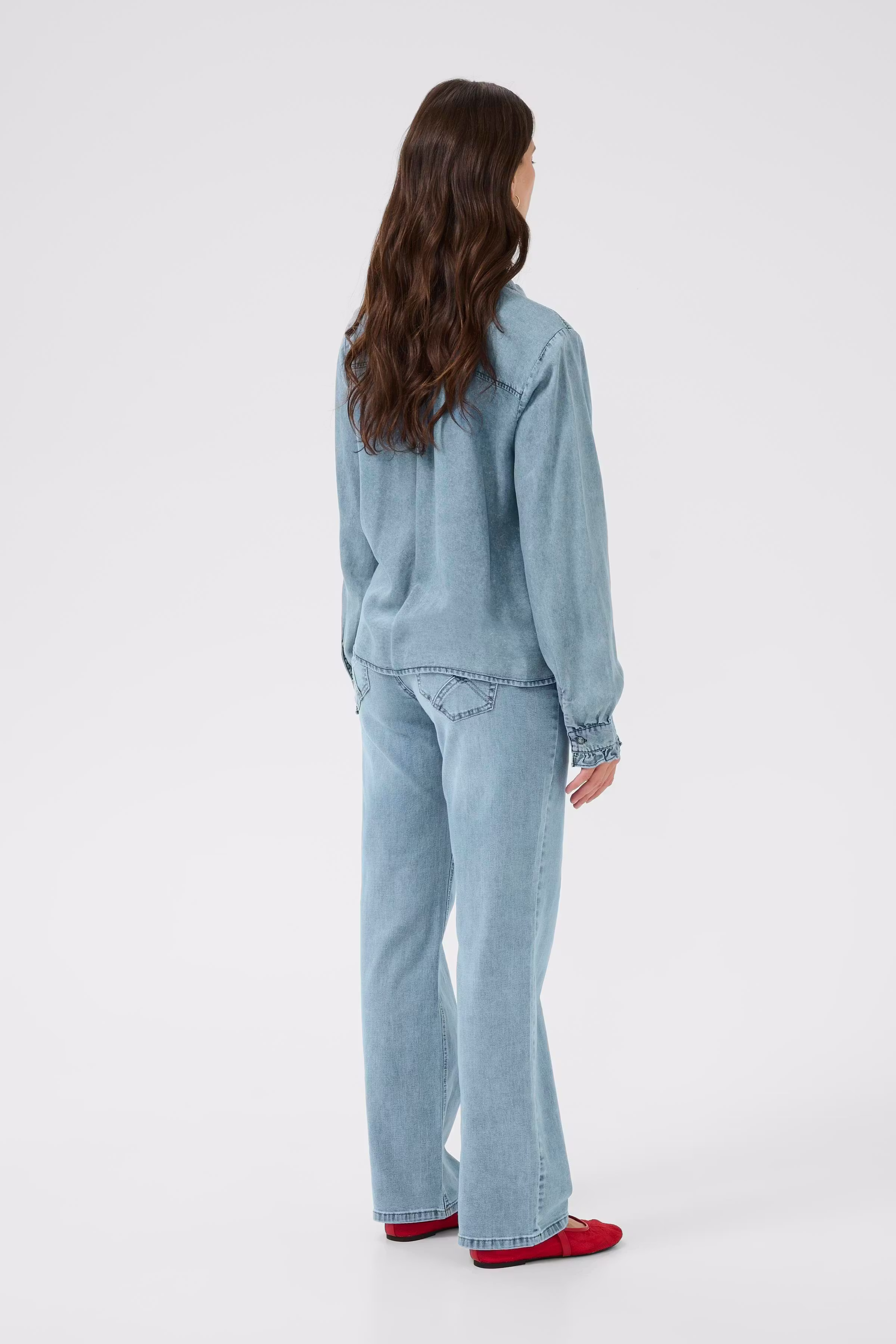 CREllie Shirt LOOKBOOK BACK 10614599-108865