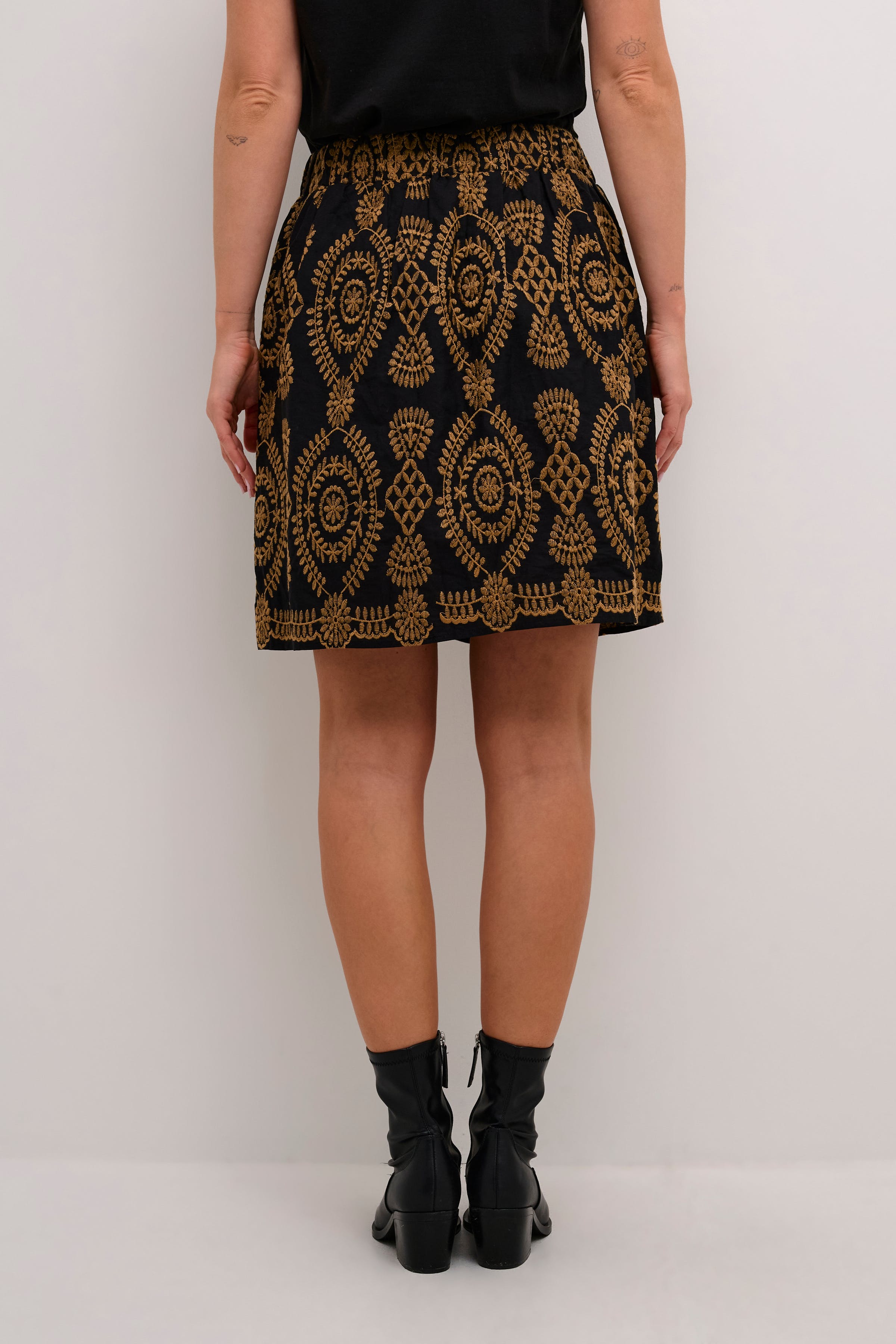 CUtia Kjol LOOKBOOK BACK 50111355-500012