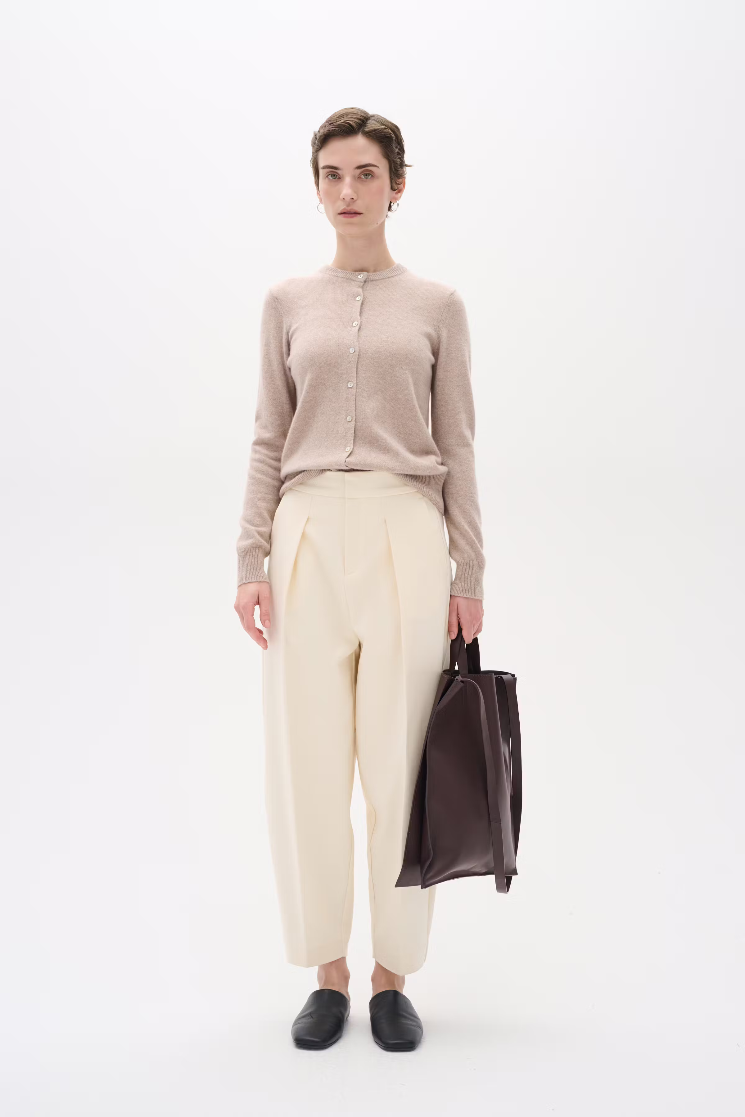 LukkaIW Kasjmier Vest LOOKBOOK FRONT 30107630-10110