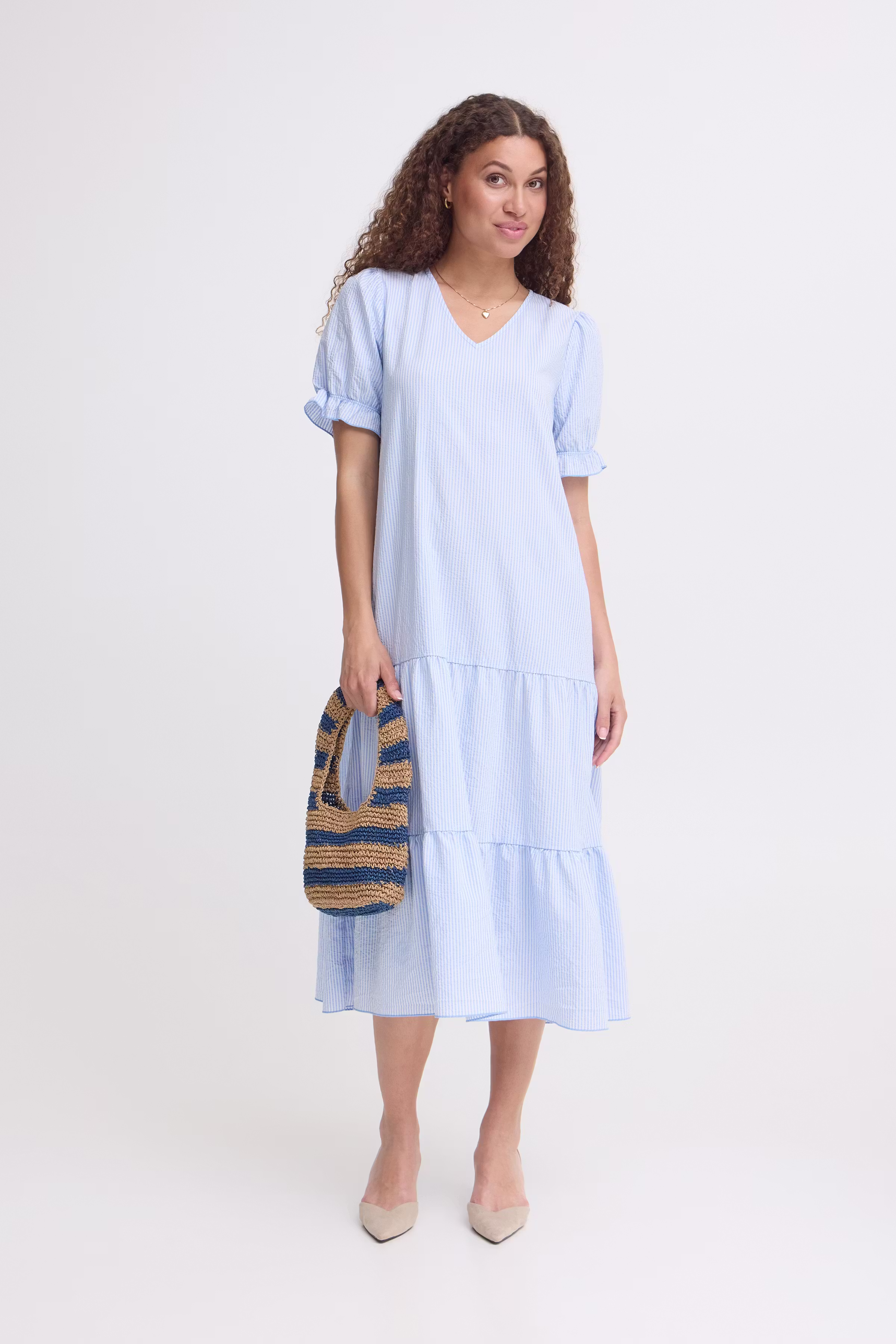 SBXGABIE Kjole LOOKBOOK FRONT 22101201-164029