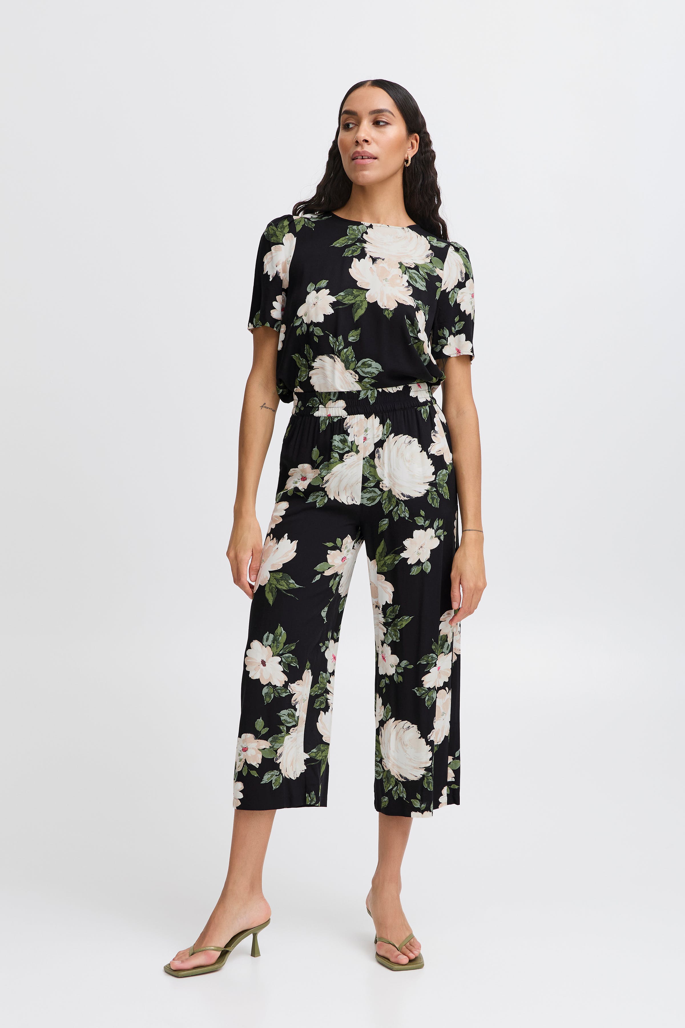 BYMMJOELLA Hose LOOKBOOK FRONT 20811296-204595