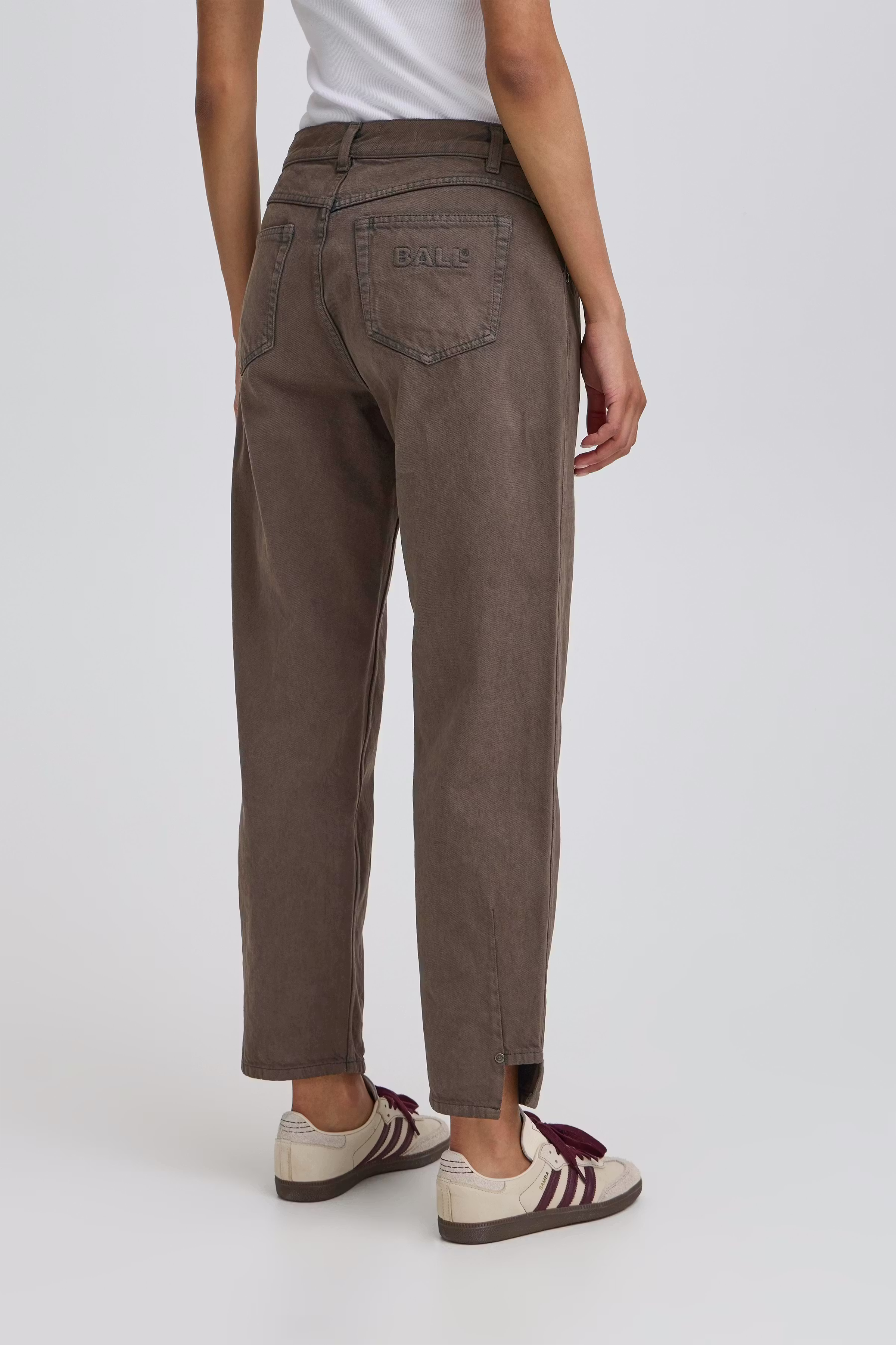 BAPIETRO Cropped Jeans LOOKBOOK BACK 50405306-190915