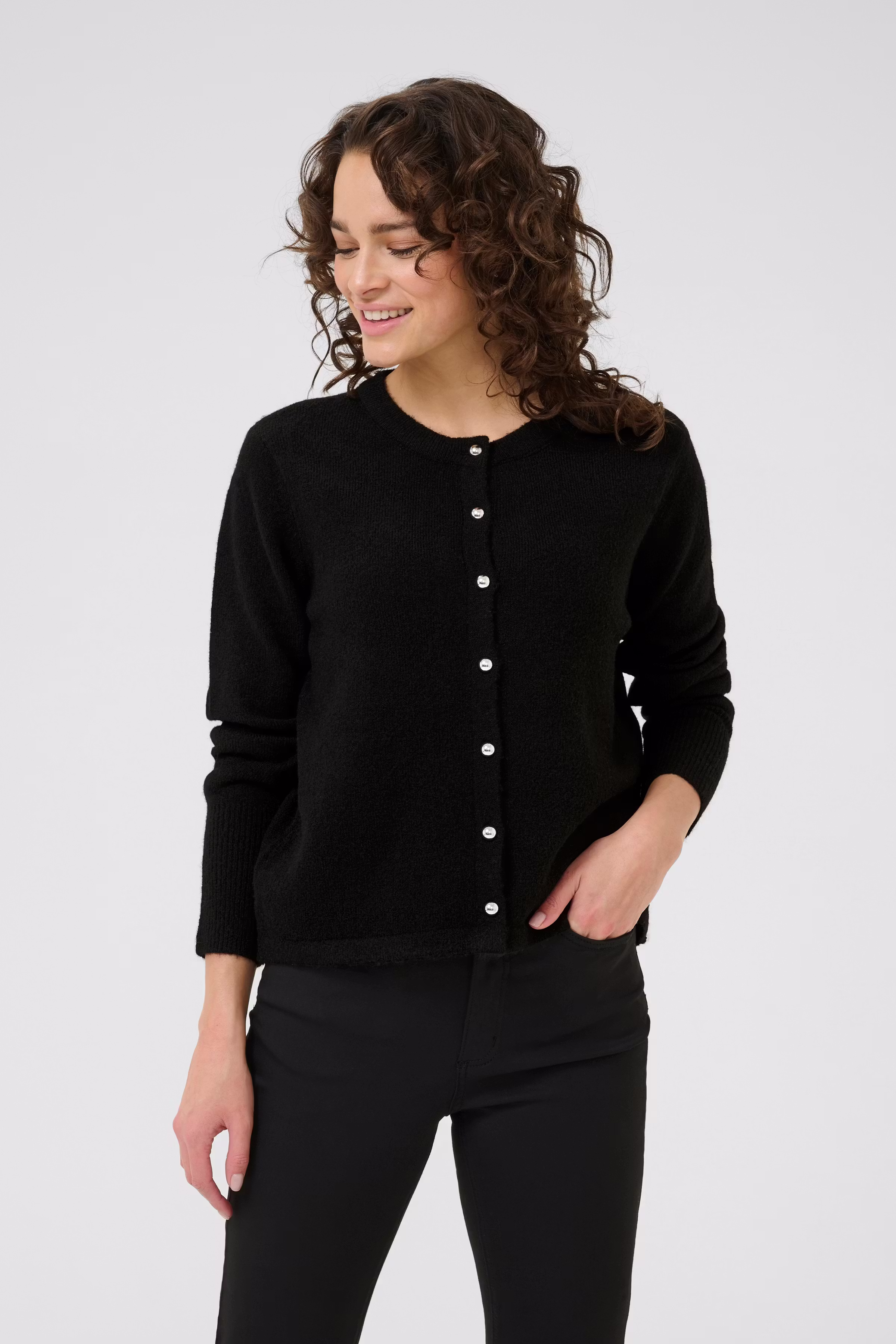 KAniel Cardigan LOOKBOOK FRONT 10510481-100121