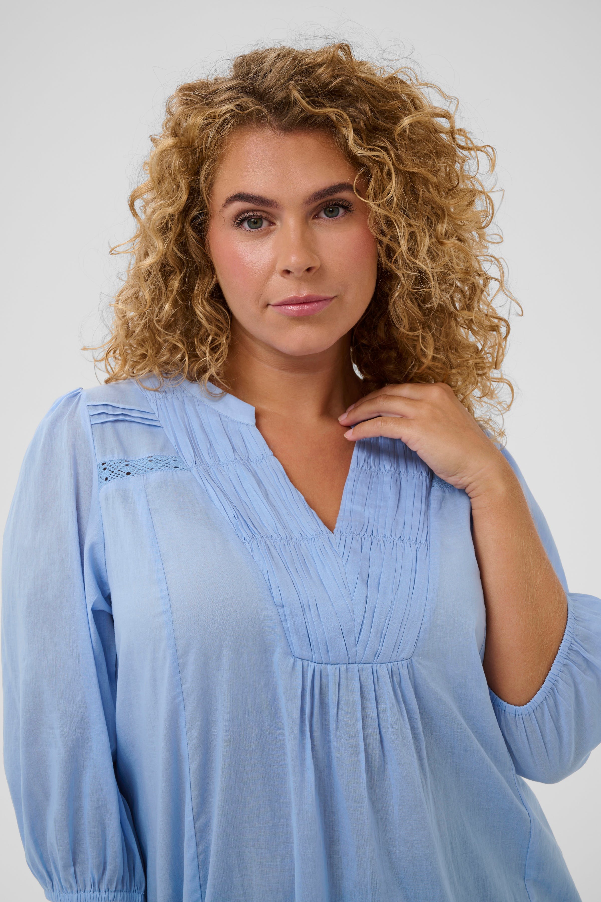 KCkarlia Bluse LOOKBOOK DETAIL 10584222-153930