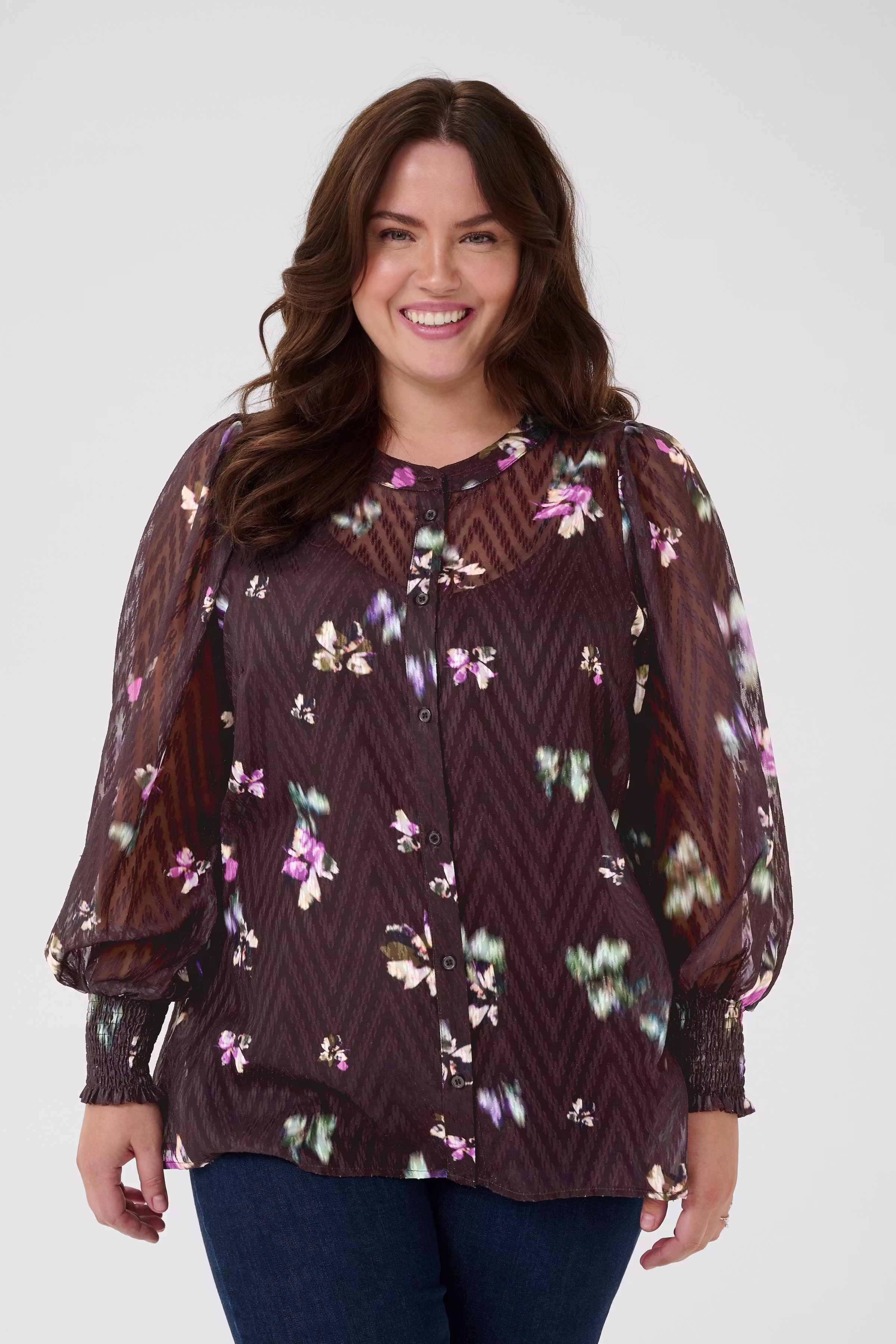 KCclara Shirt LOOKBOOK FRONT 10583786-108508