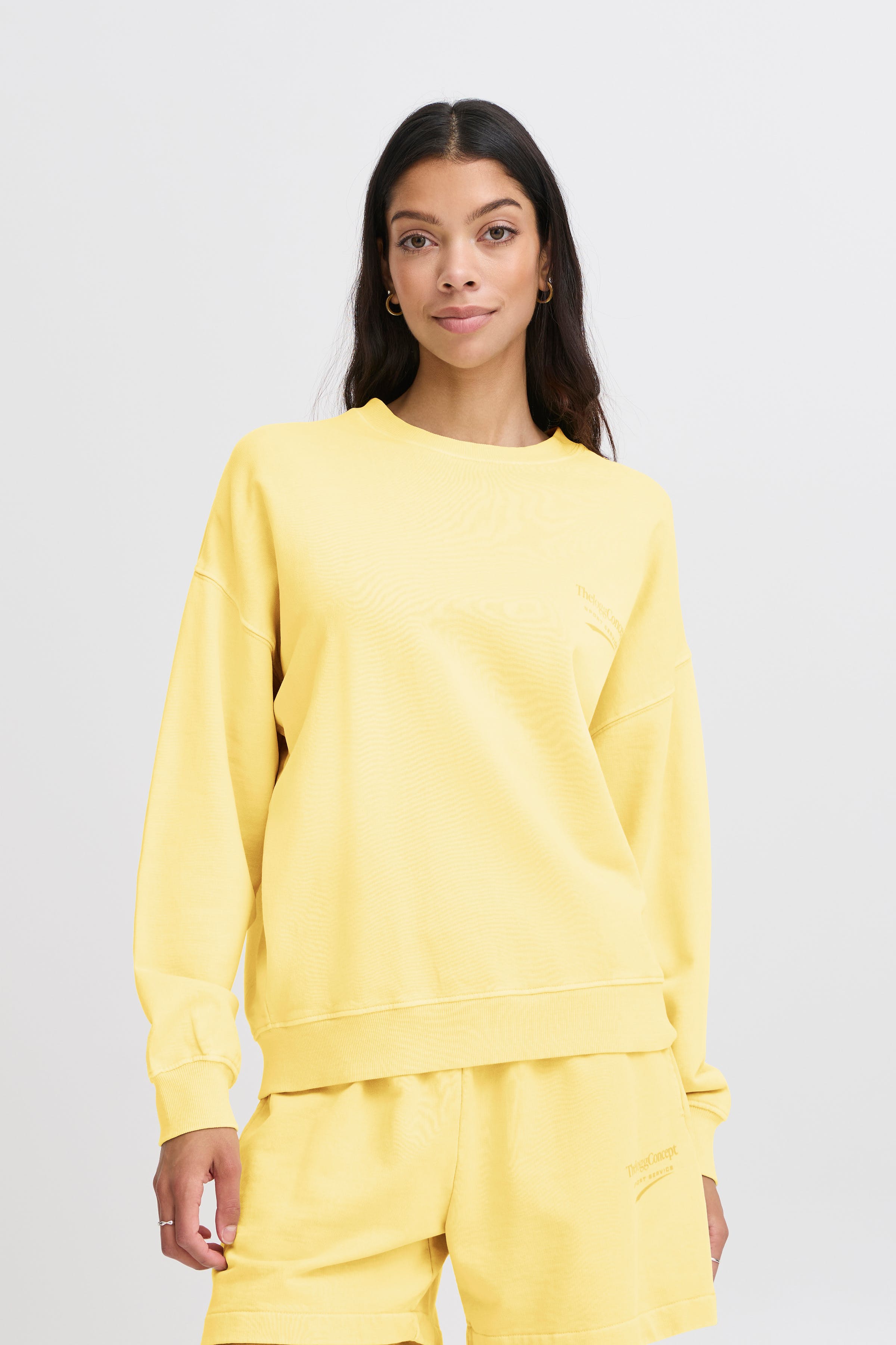 JCRUBI Sweatshirt LOOKBOOK FRONT 22800800-120824