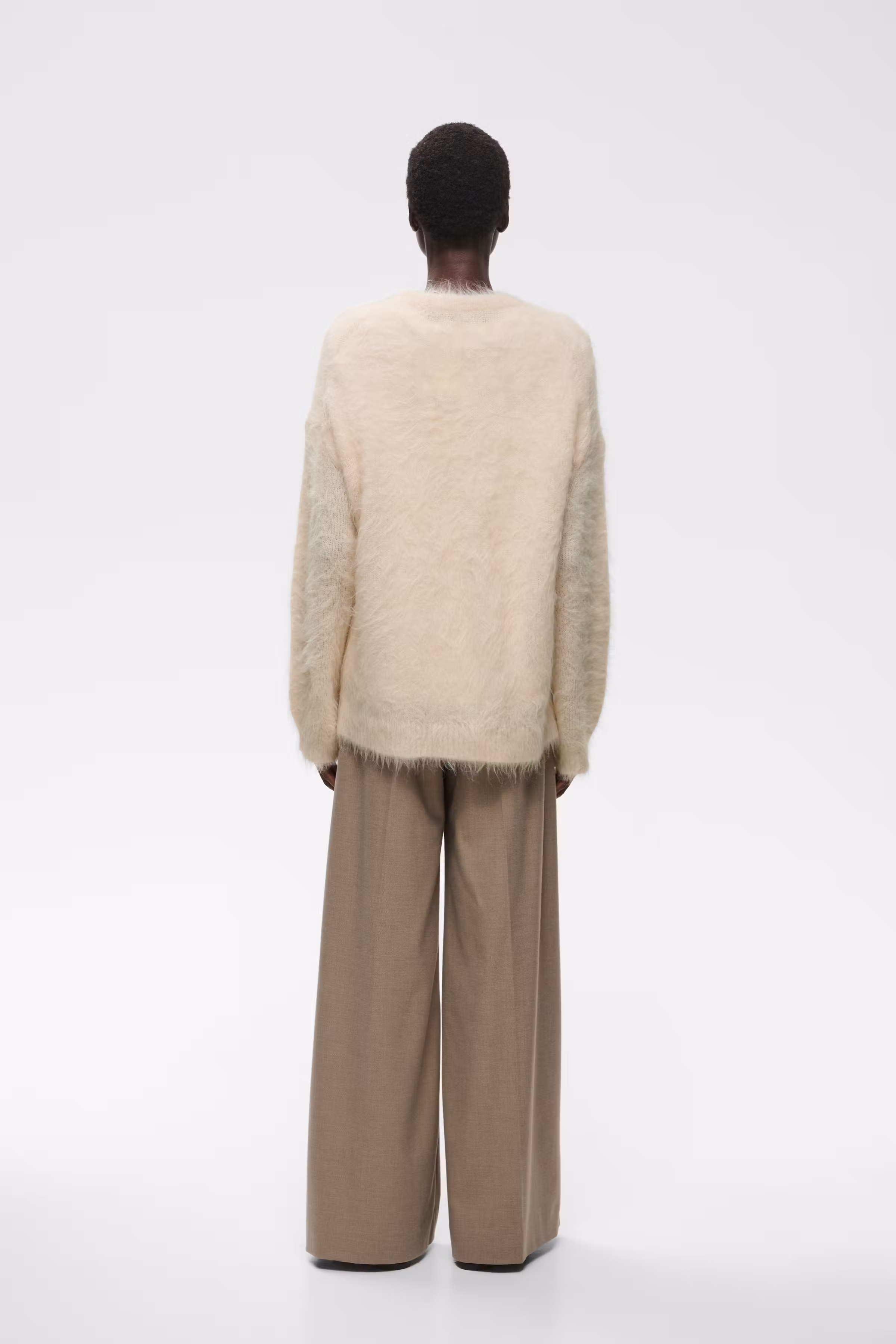 PELLOIW Pullover LOOKBOOK BACK 30113101-130403