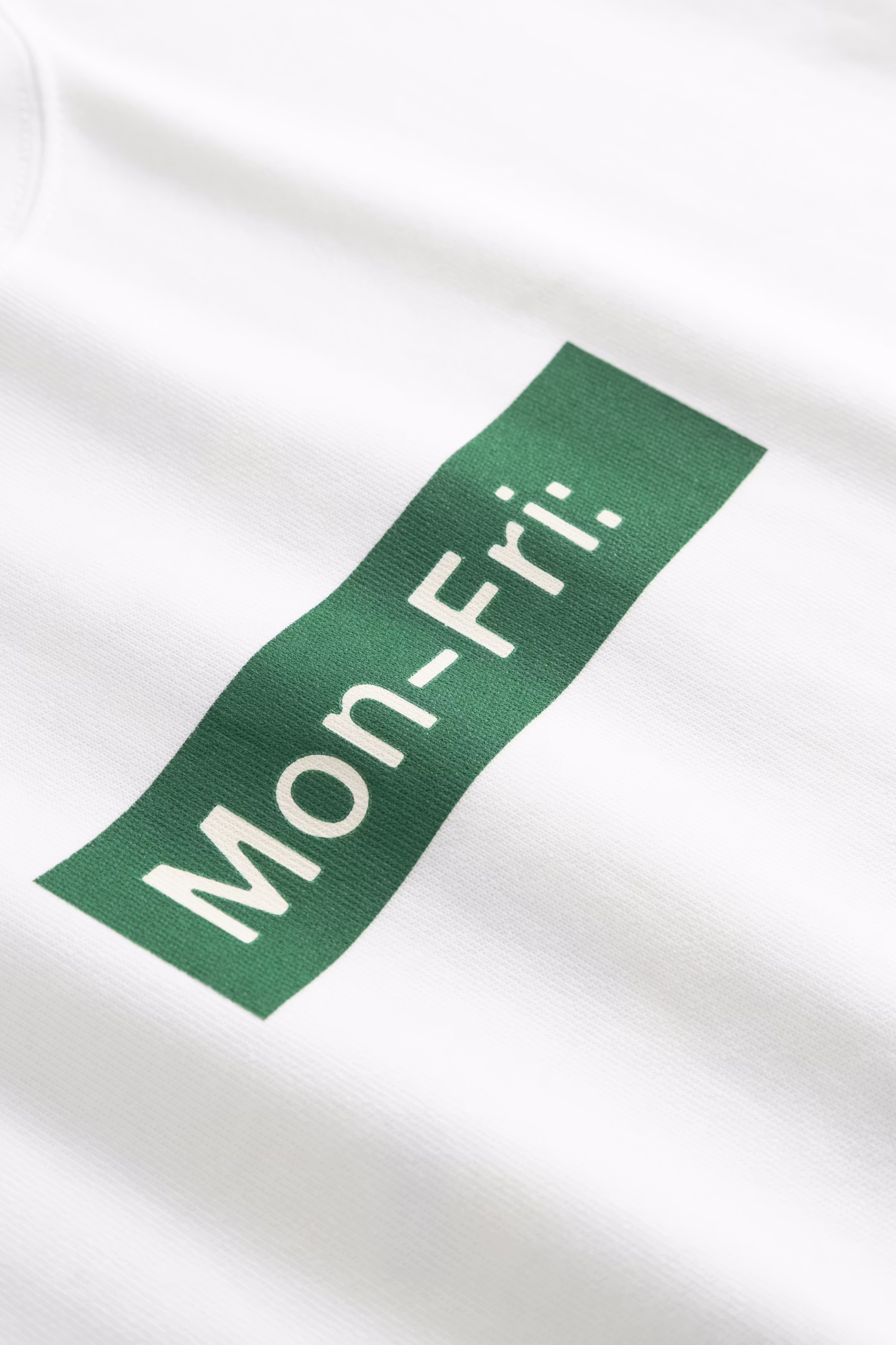 WWGary T-shirt mon-fri PACK DETAIL 30252003-110601