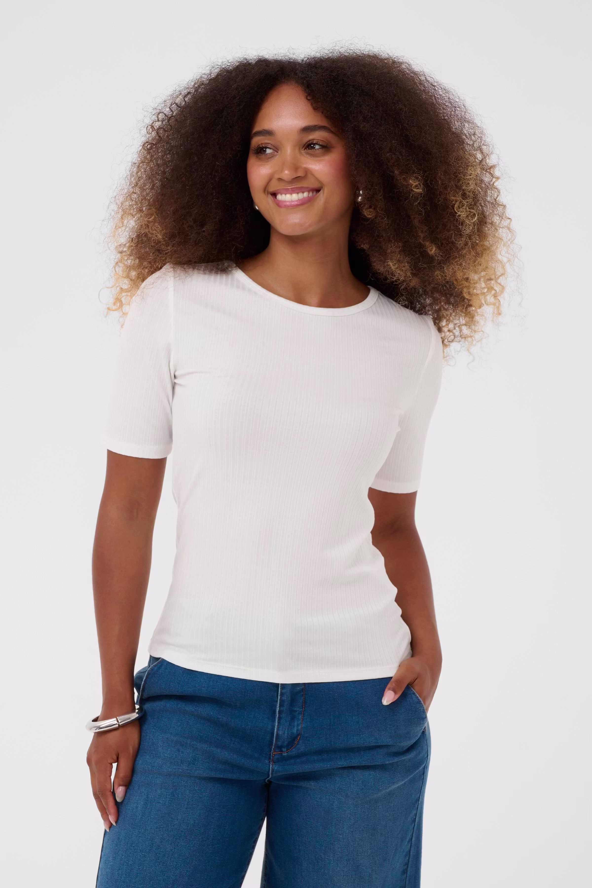 LCJustine T-shirt LOOKBOOK FRONT 10651030-110602