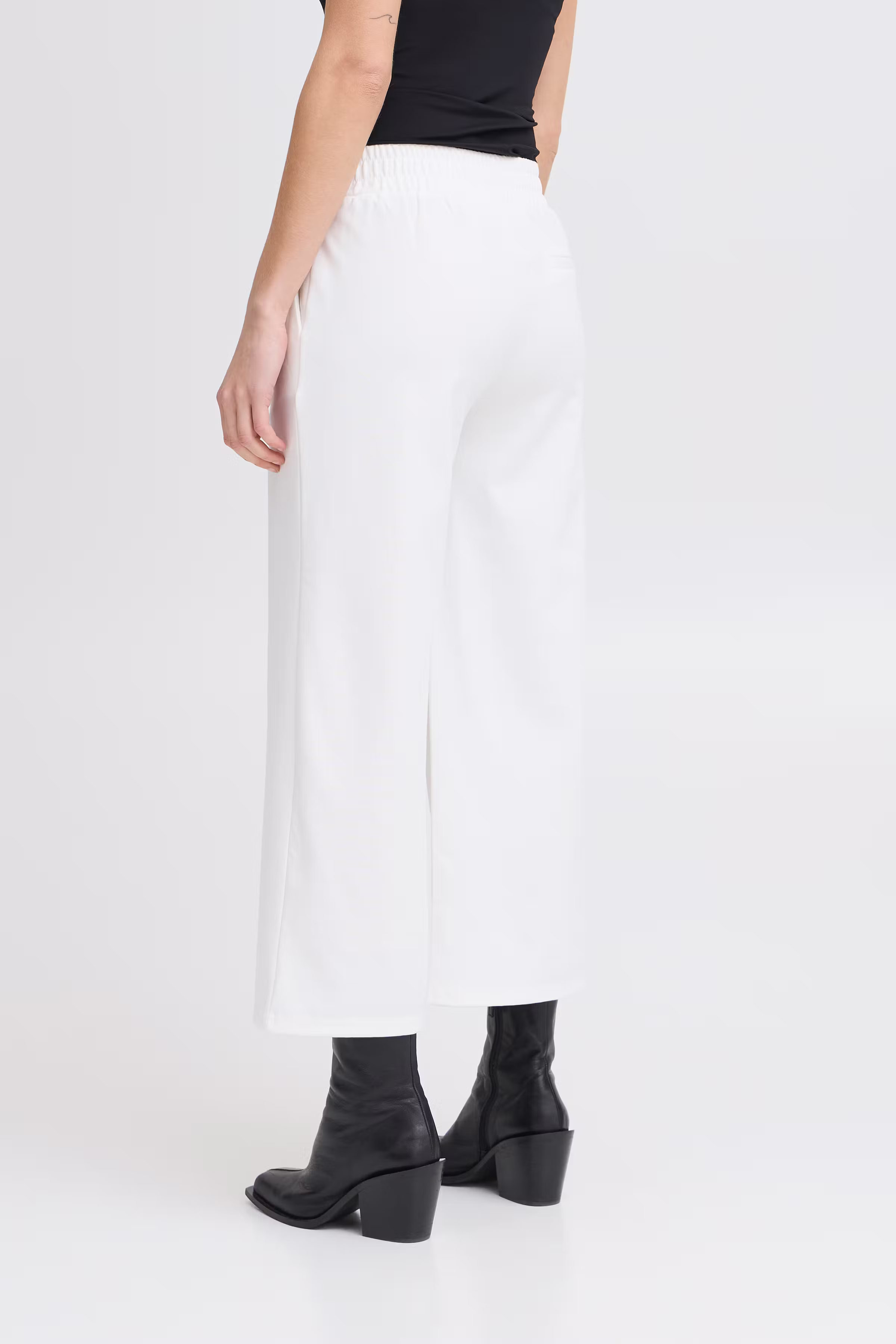 IHKATE WIDE Broek LOOKBOOK BACK 20116301-114201