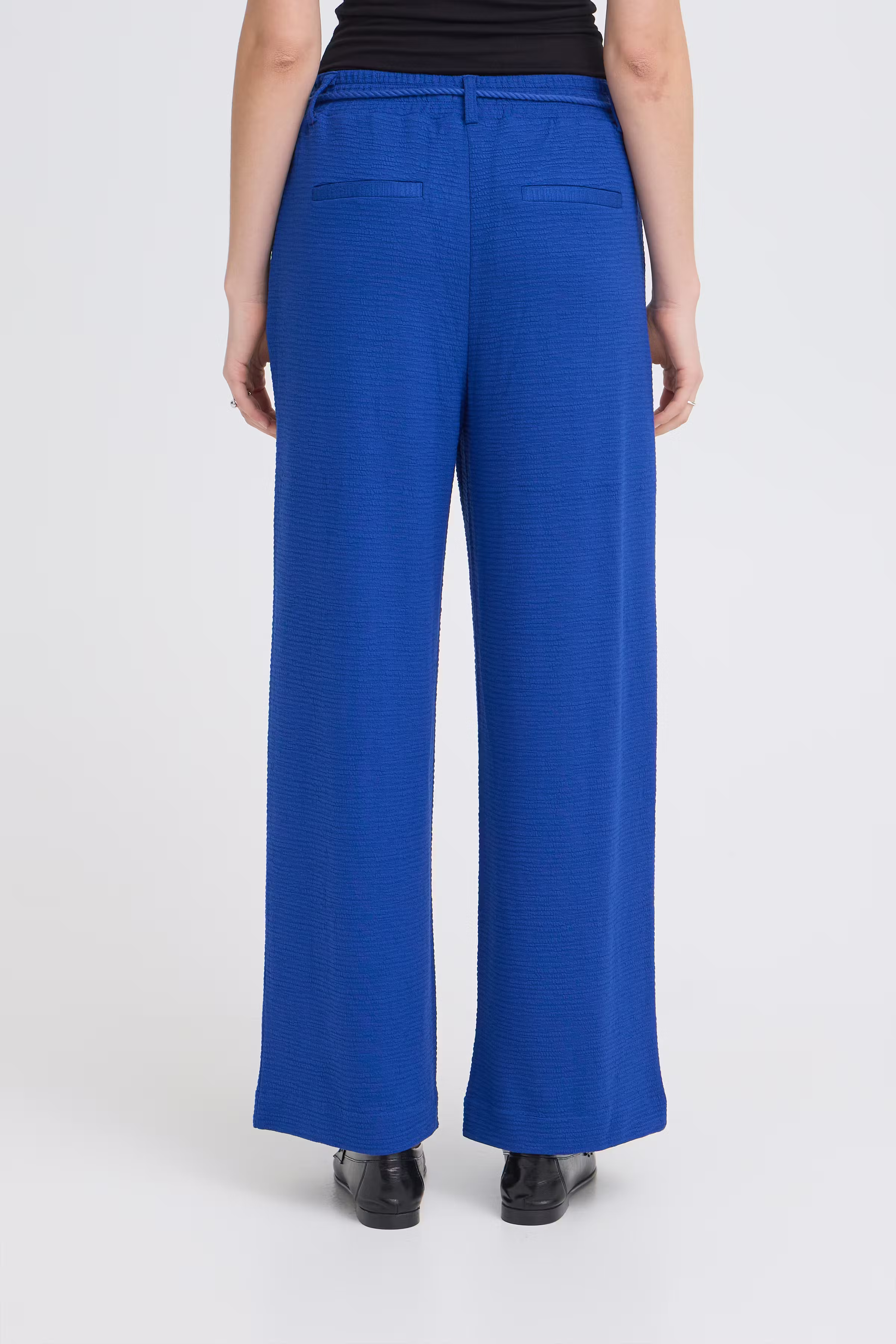 IHKATE Trousers LOOKBOOK BACK 20125613-193953