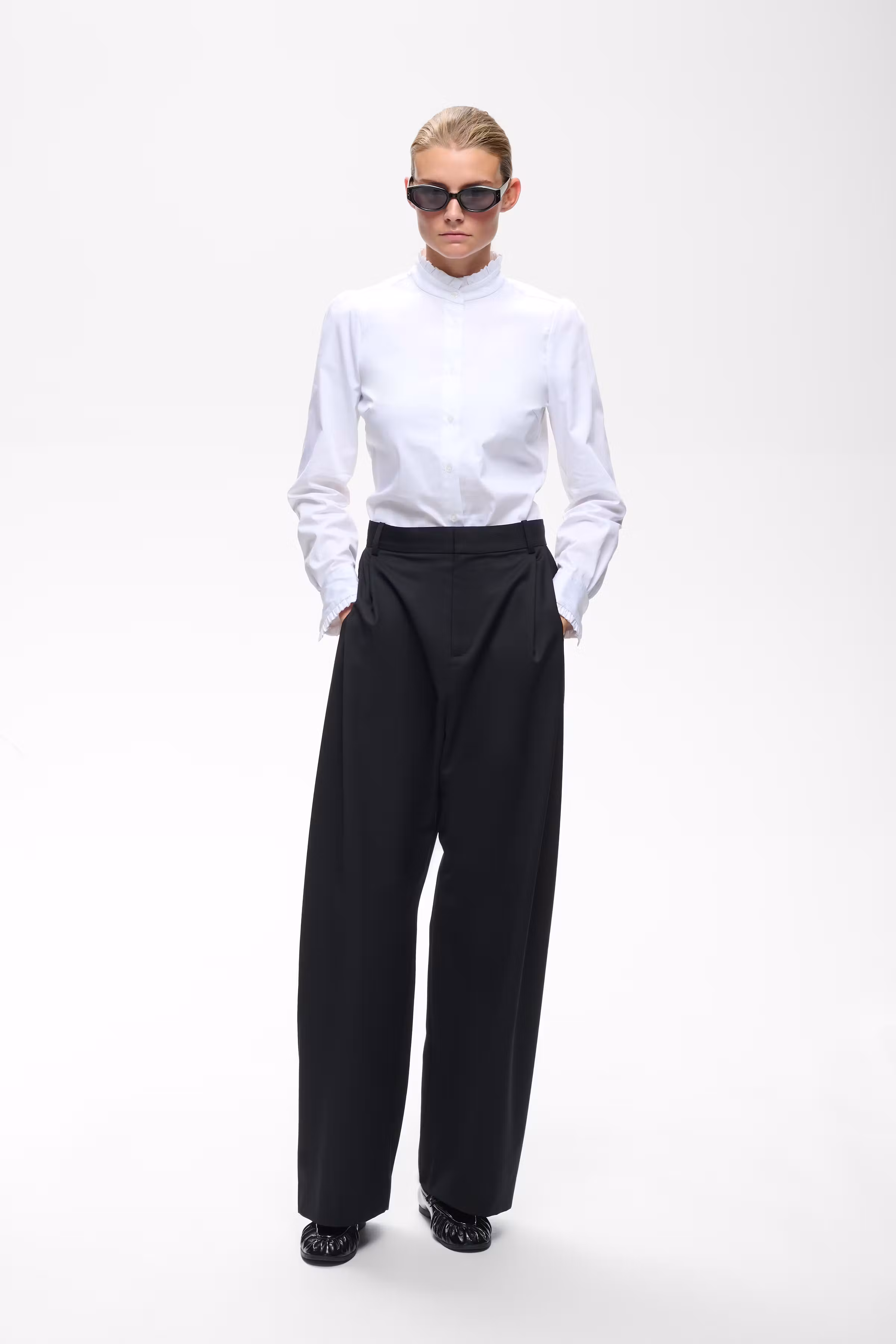 CallyIW LOOKBOOK FRONT 30111128-300001
