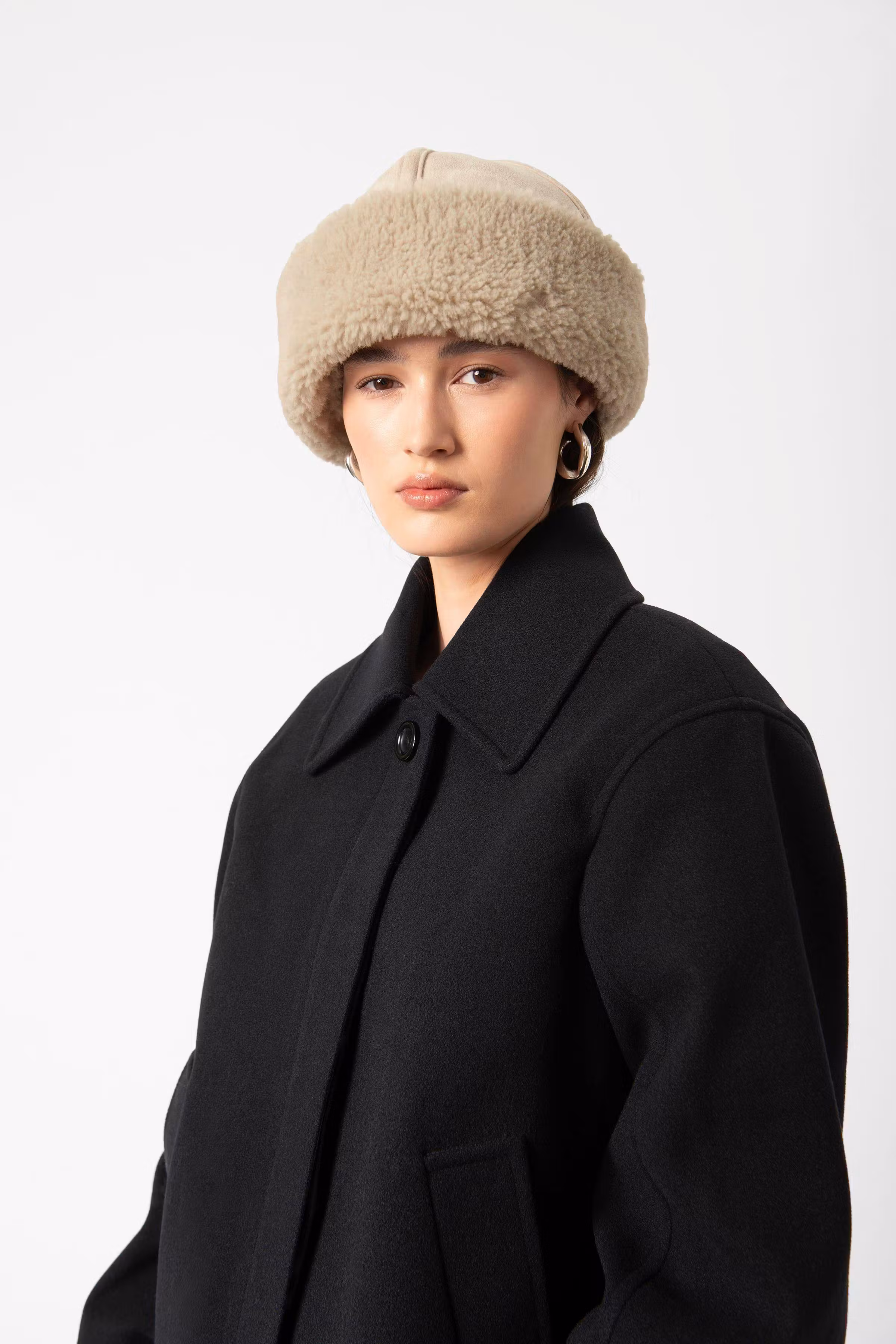 SLEvannah Hoed LOOKBOOK FRONT 30408260-130404