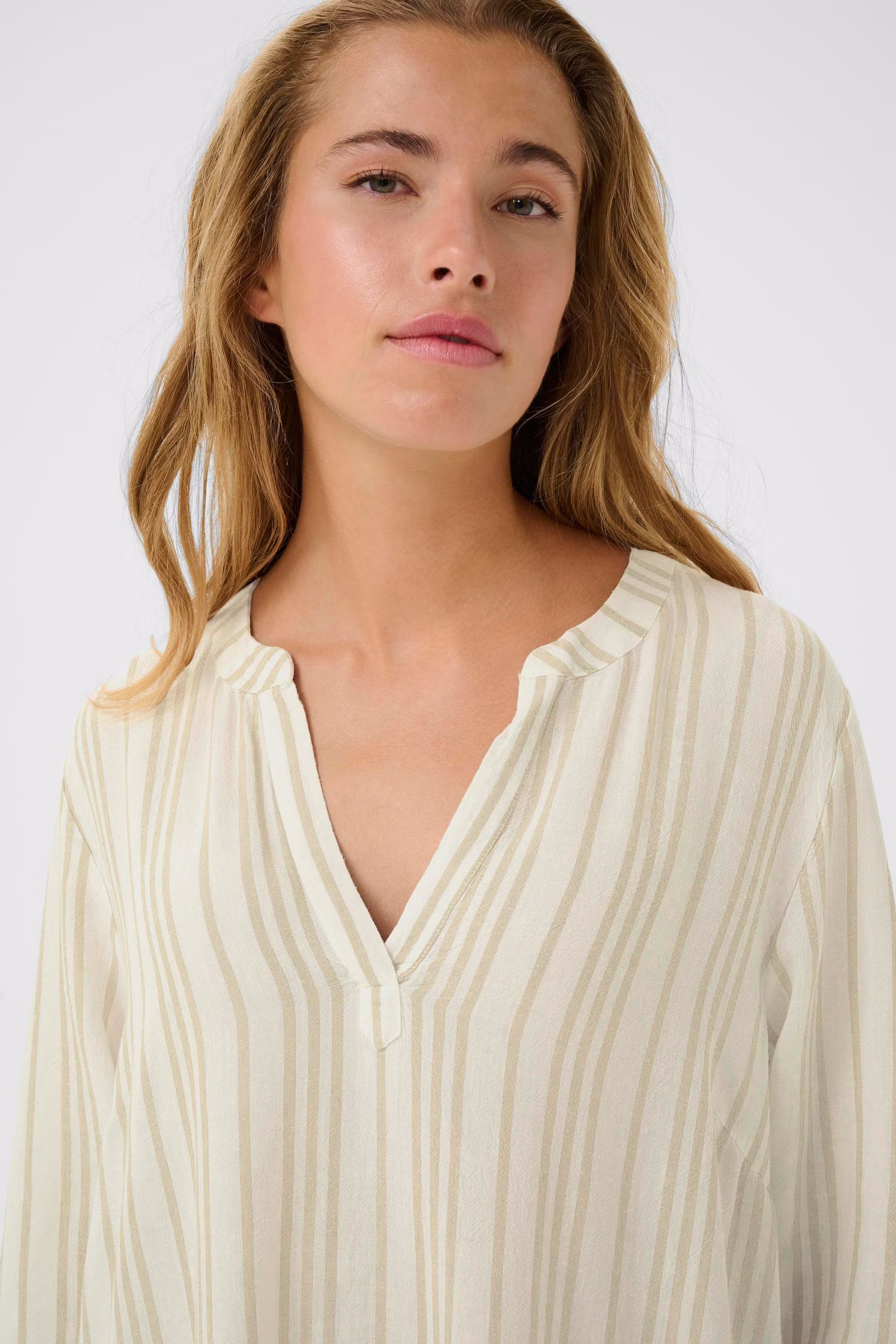 KAmilia Lin kjole LOOKBOOK DETAIL 10508312-107125