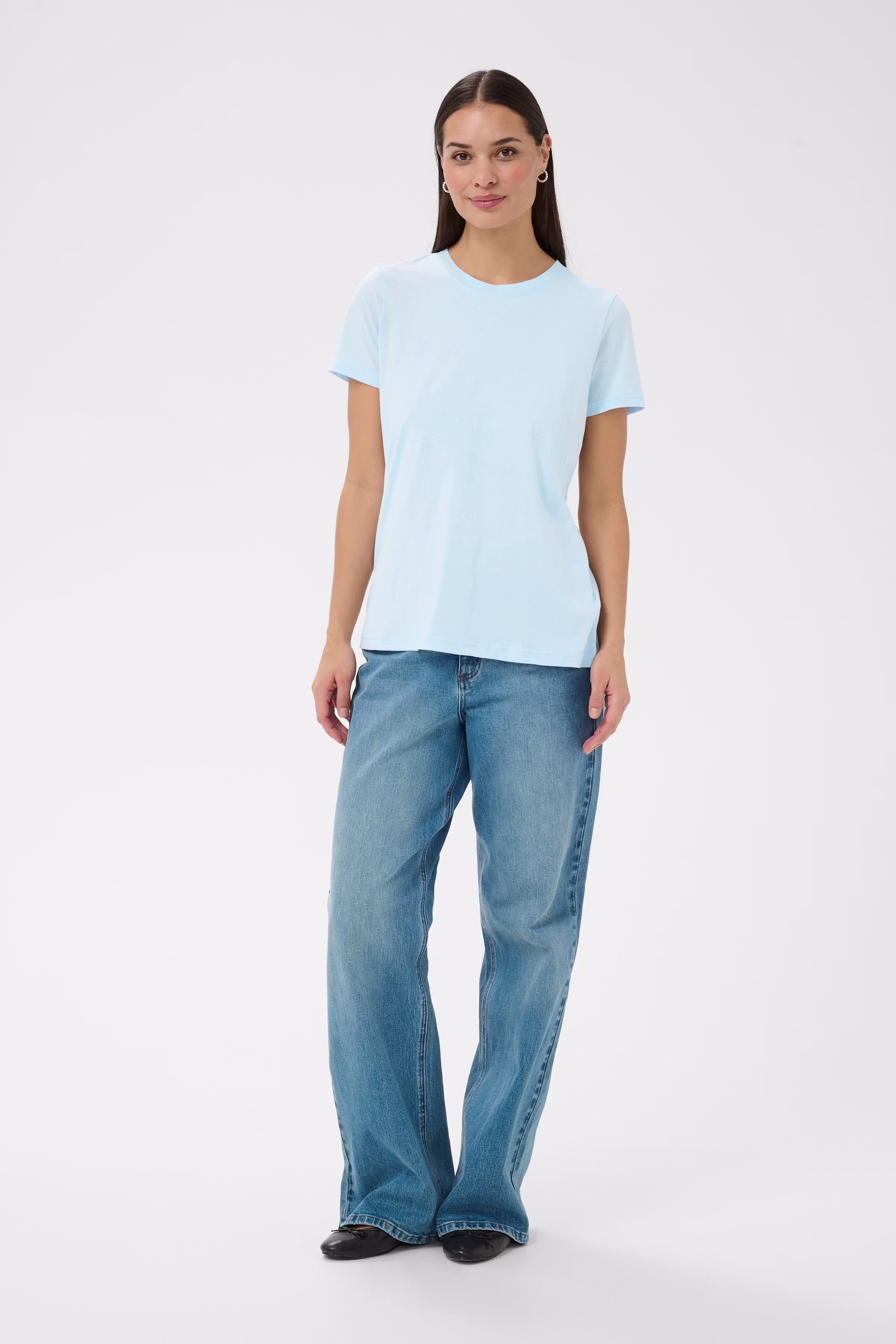 KAmarin T-shirt LOOKBOOK FRONT 10506137-144005