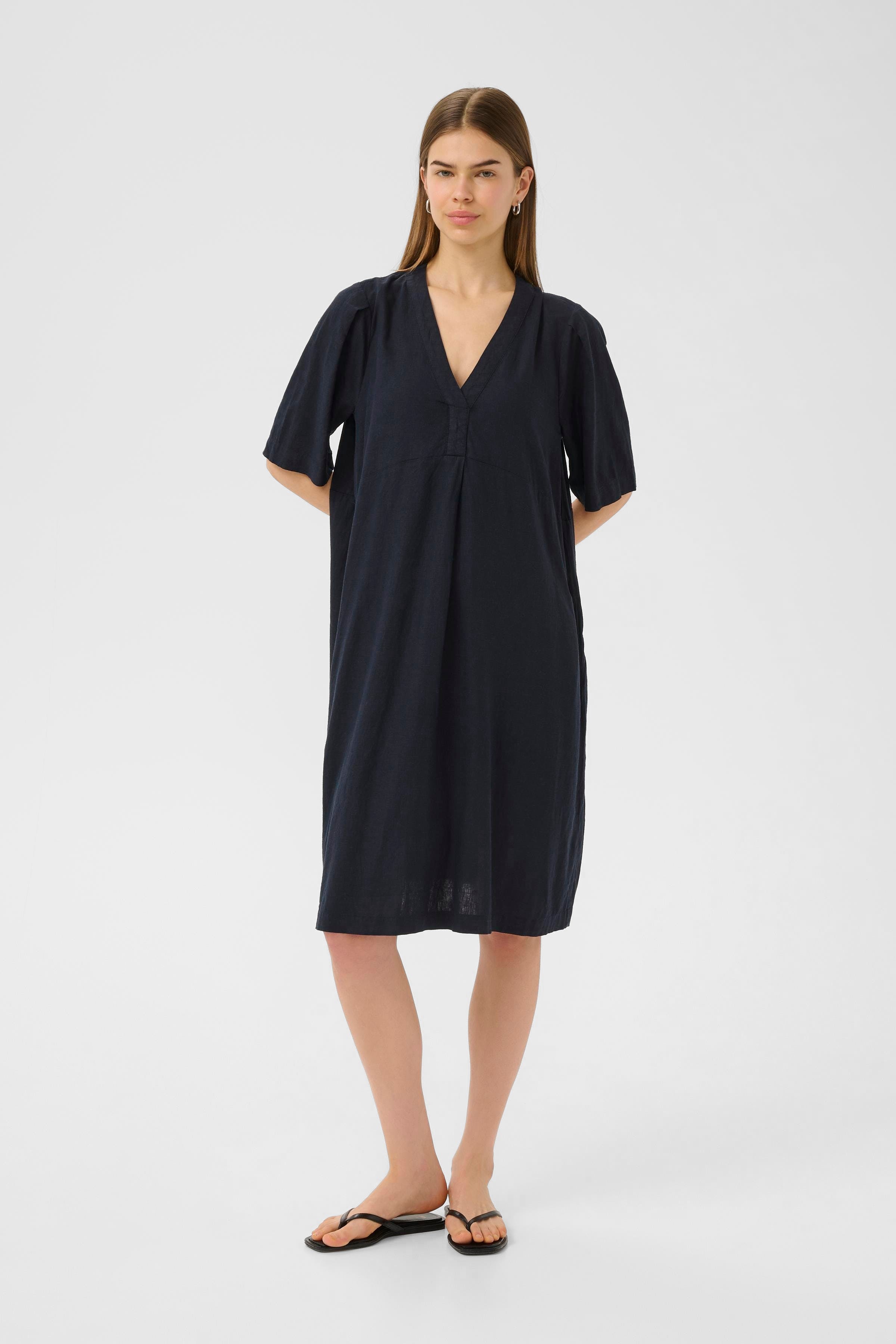 EllieIW Linnen Jurk LOOKBOOK FRONT 30109316-300005