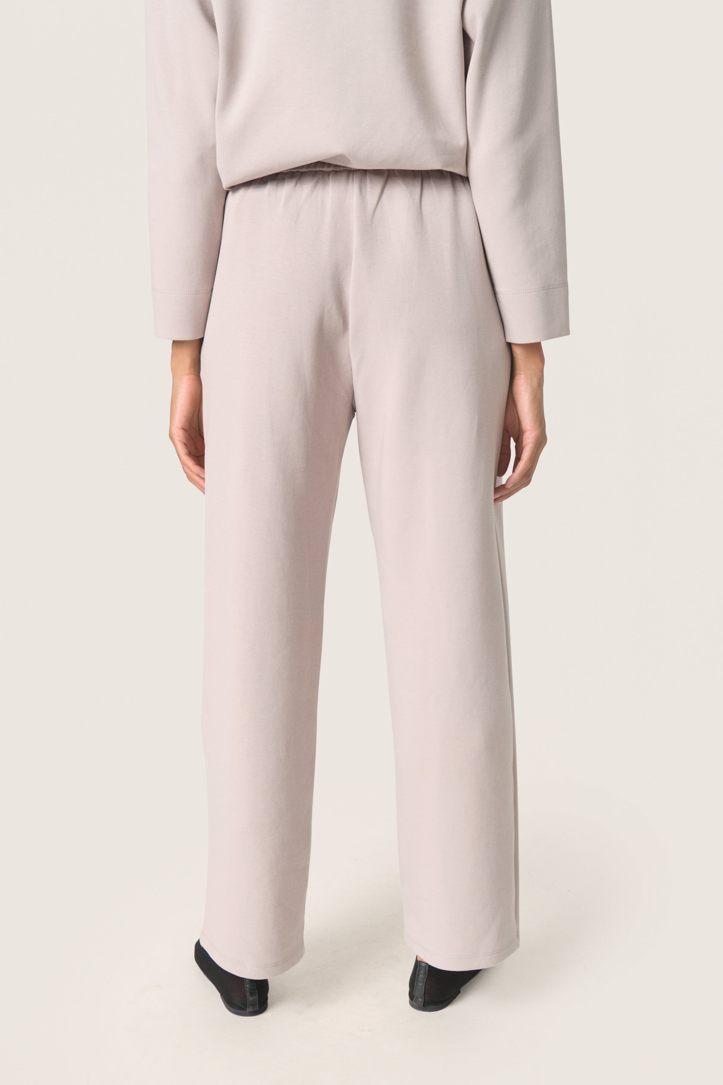 SLMagana Byxor LOOKBOOK BACK 30407910-153800