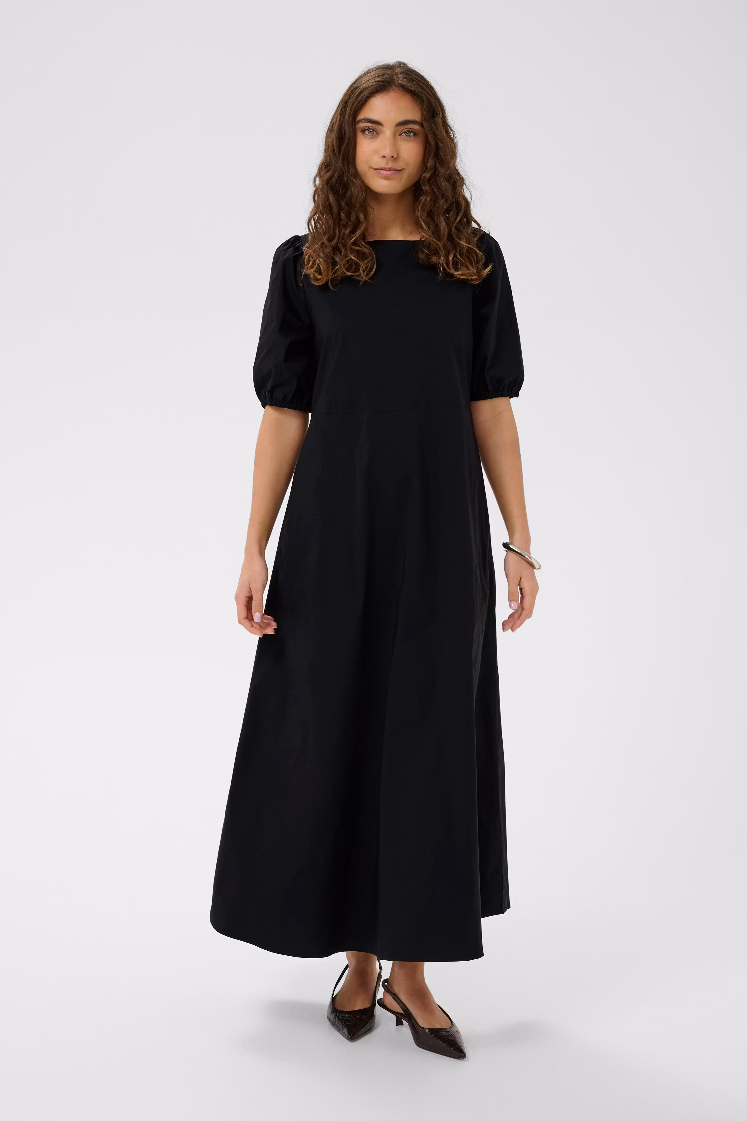 CUursa Kjole LOOKBOOK FRONT 50113637-500012