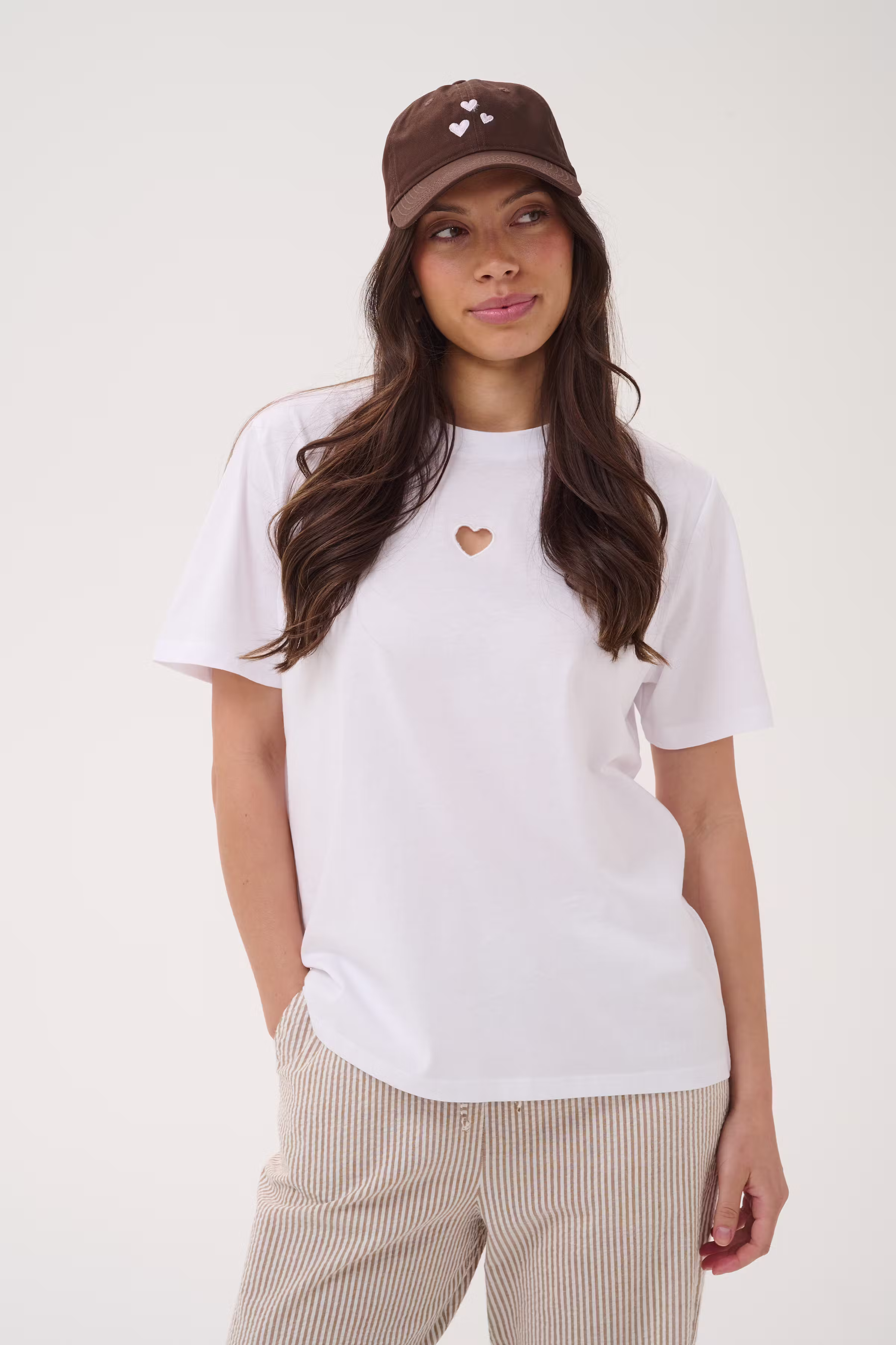 JanettSZ Hat LOOKBOOK FRONT 30514358-190912