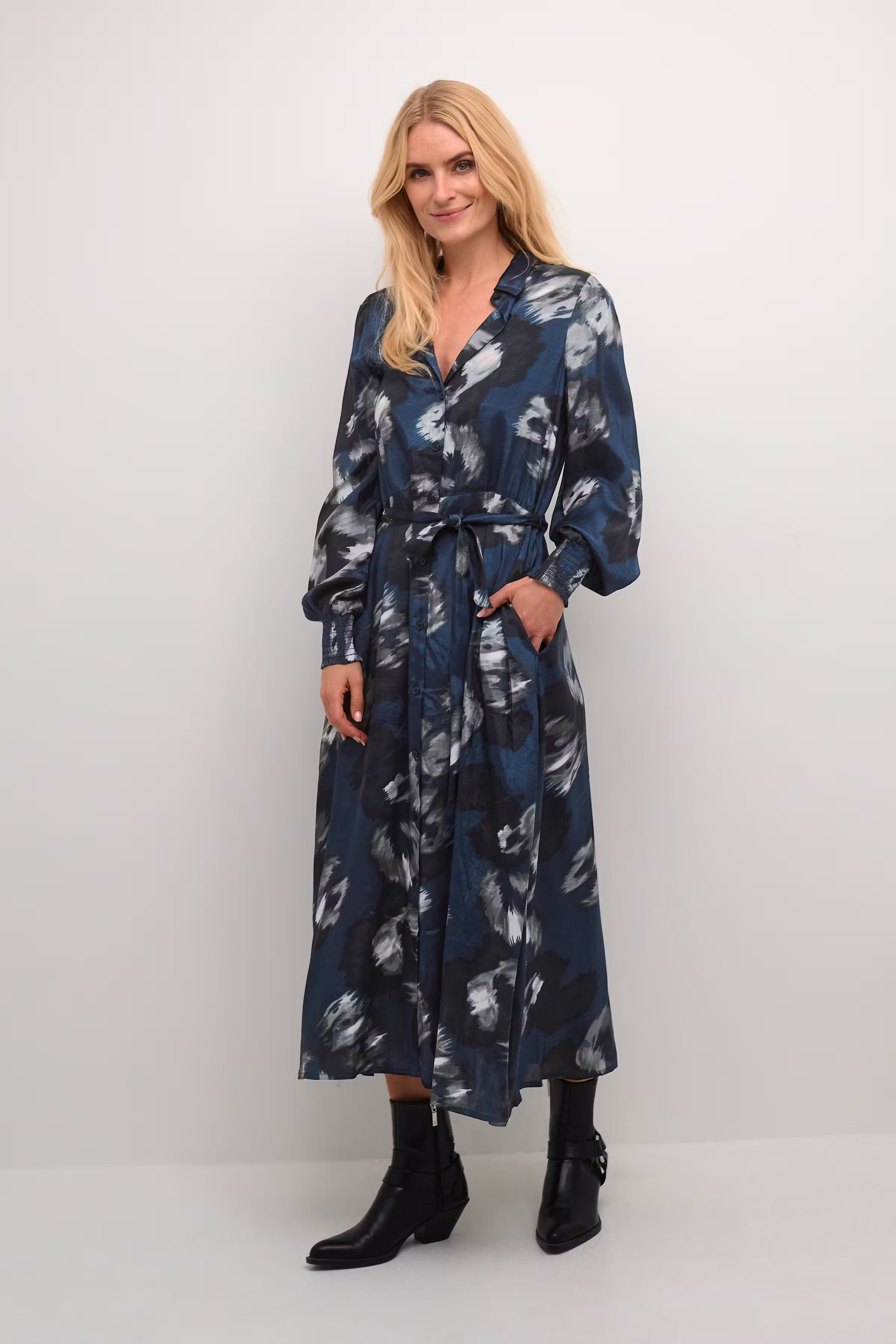 KAlouisa Kjole LOOKBOOK FRONT 10507970-105456