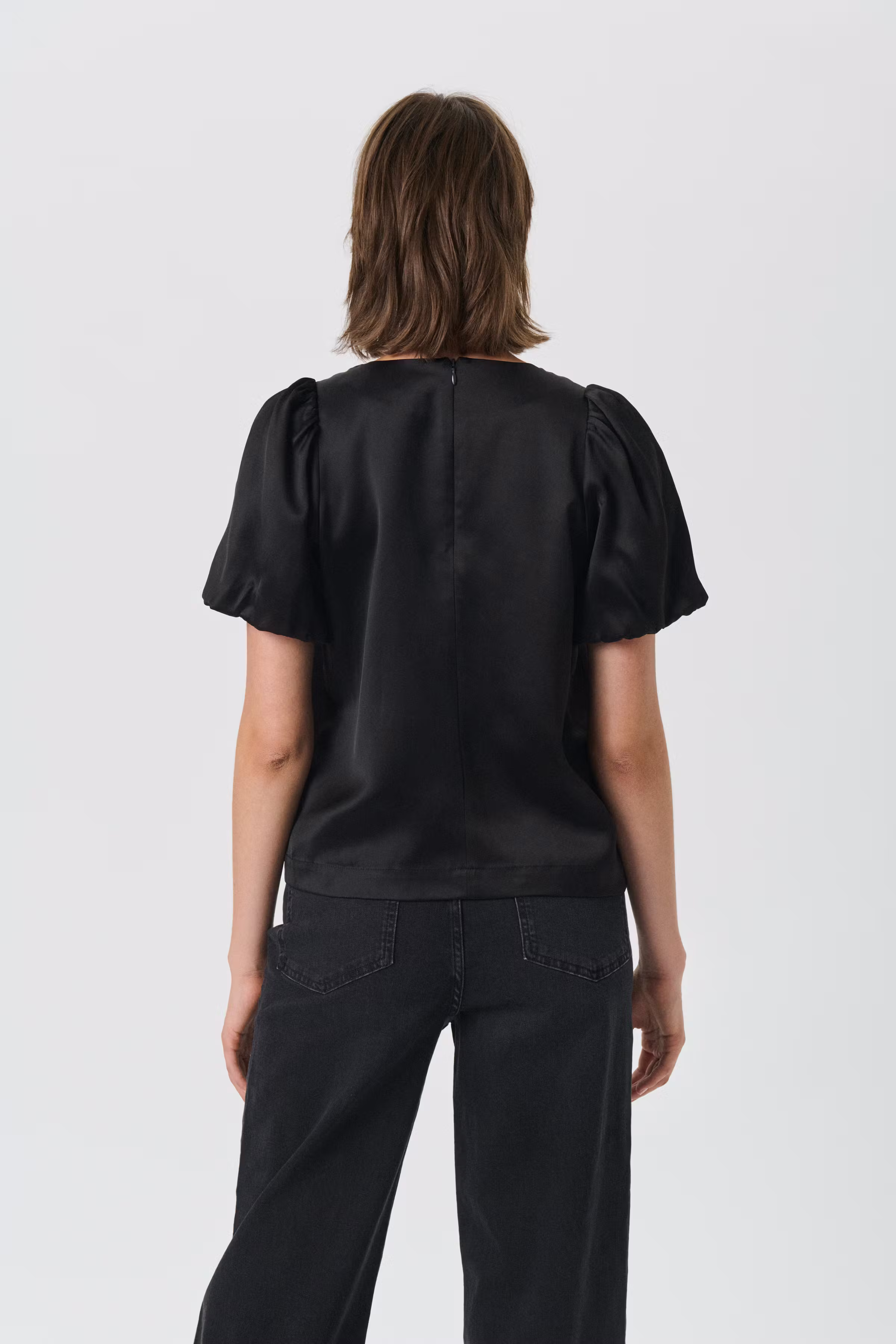 UriaPW Blouse LOOKBOOK BACK 30310132-194008