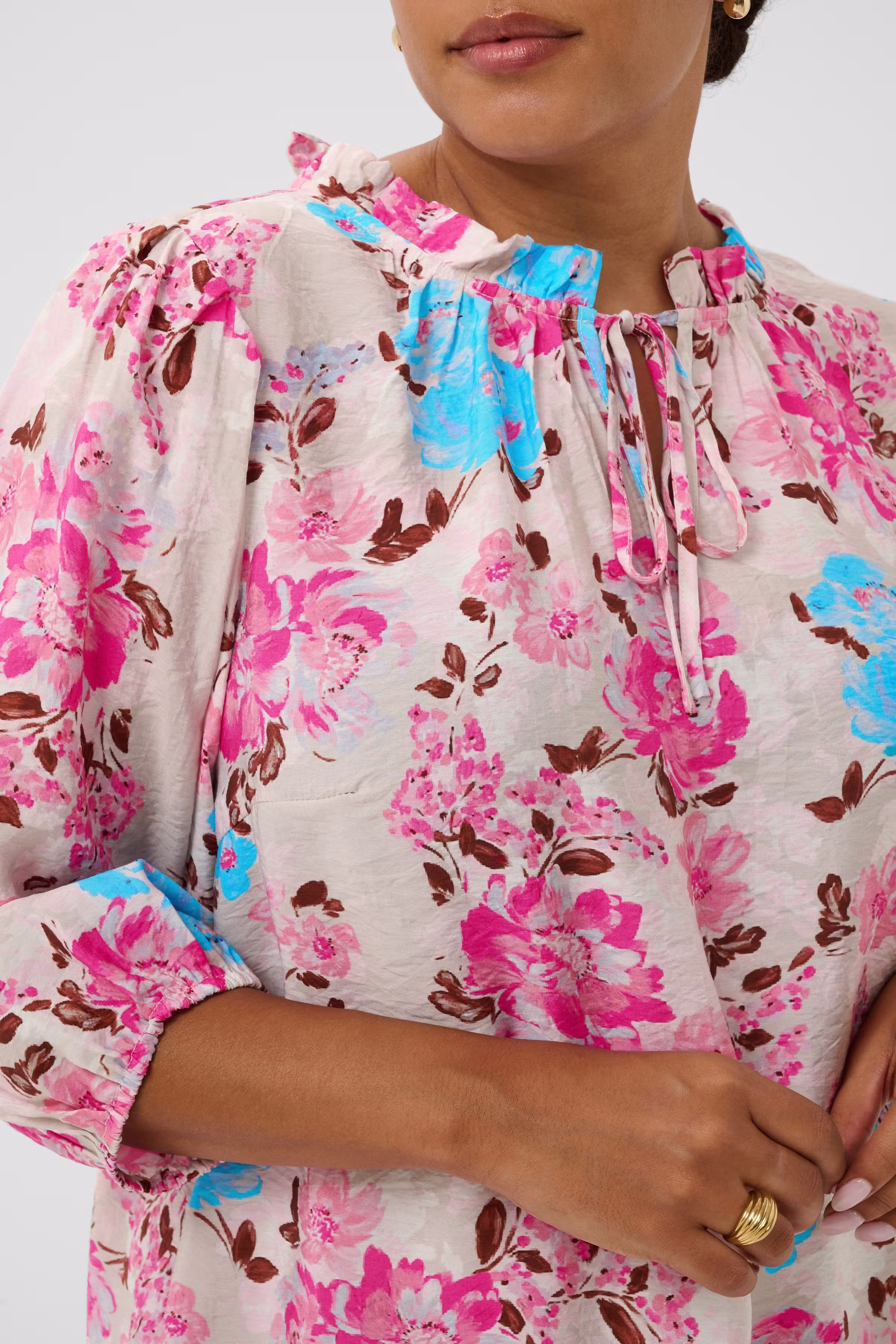 KChayley Bluse LOOKBOOK DETAIL 10584162-109324