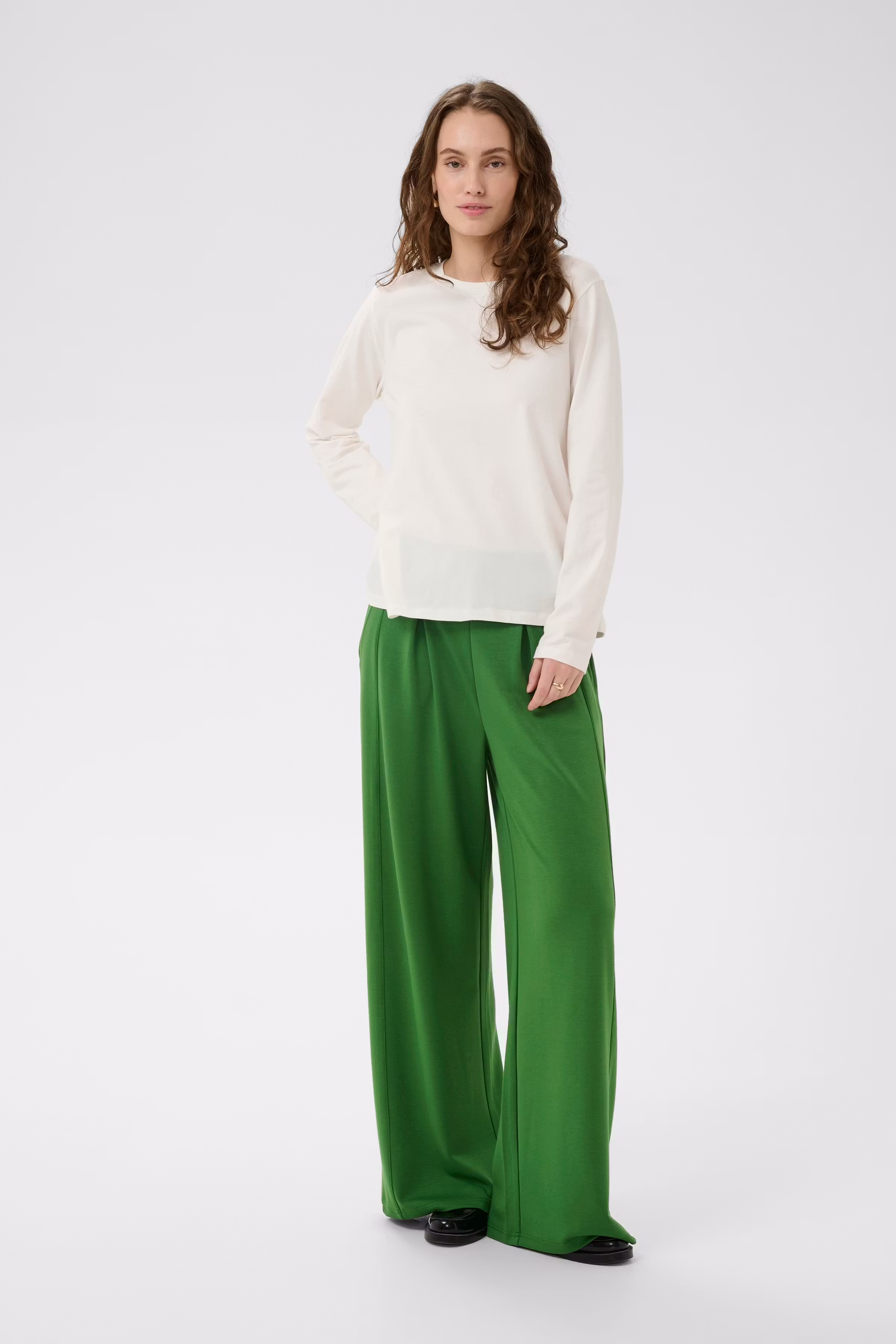 CUjanna Byxor LOOKBOOK FRONT 50112654-176333