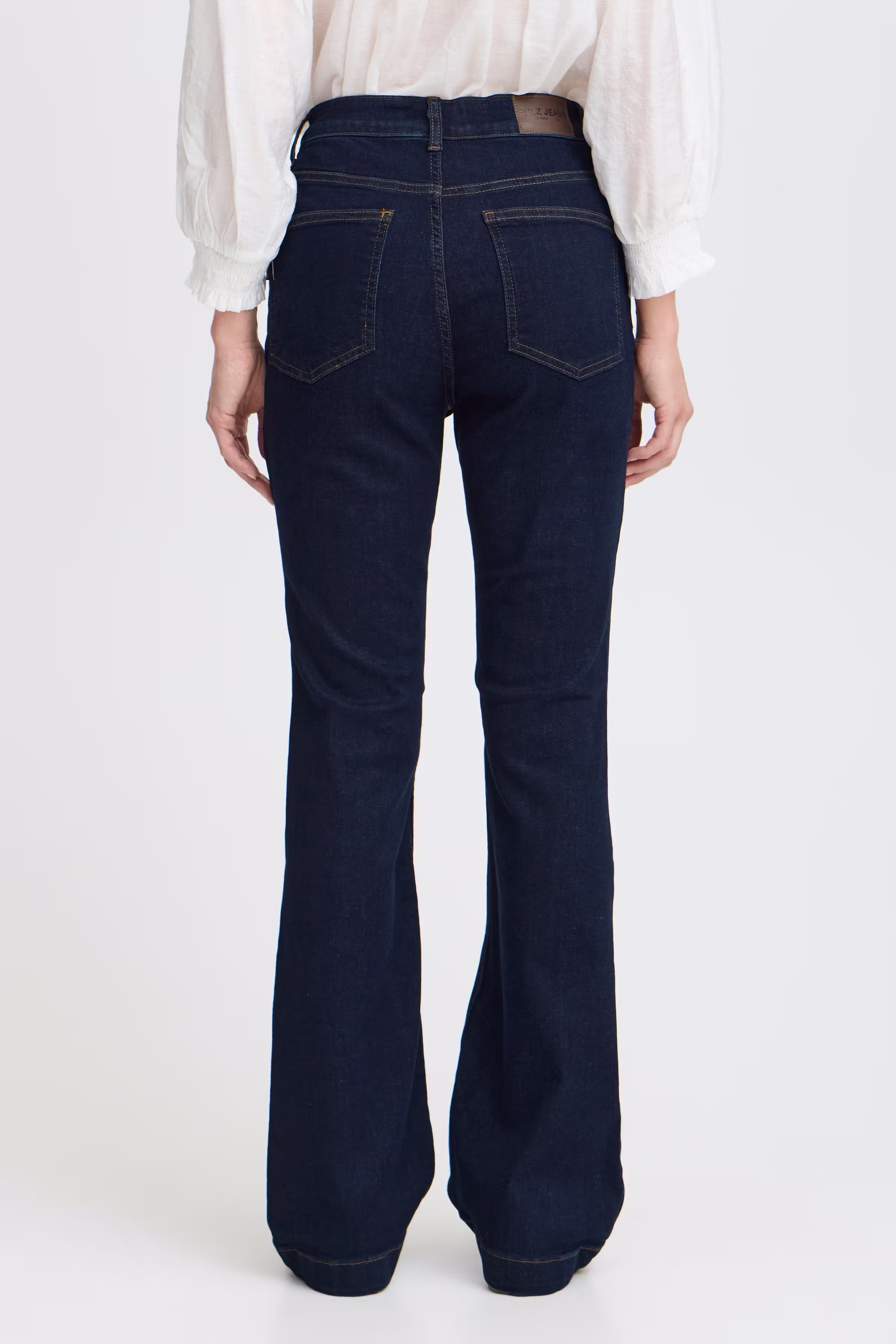 PZBECCA UHW Bootcut Leg LOOKBOOK BACK 50207285-202124