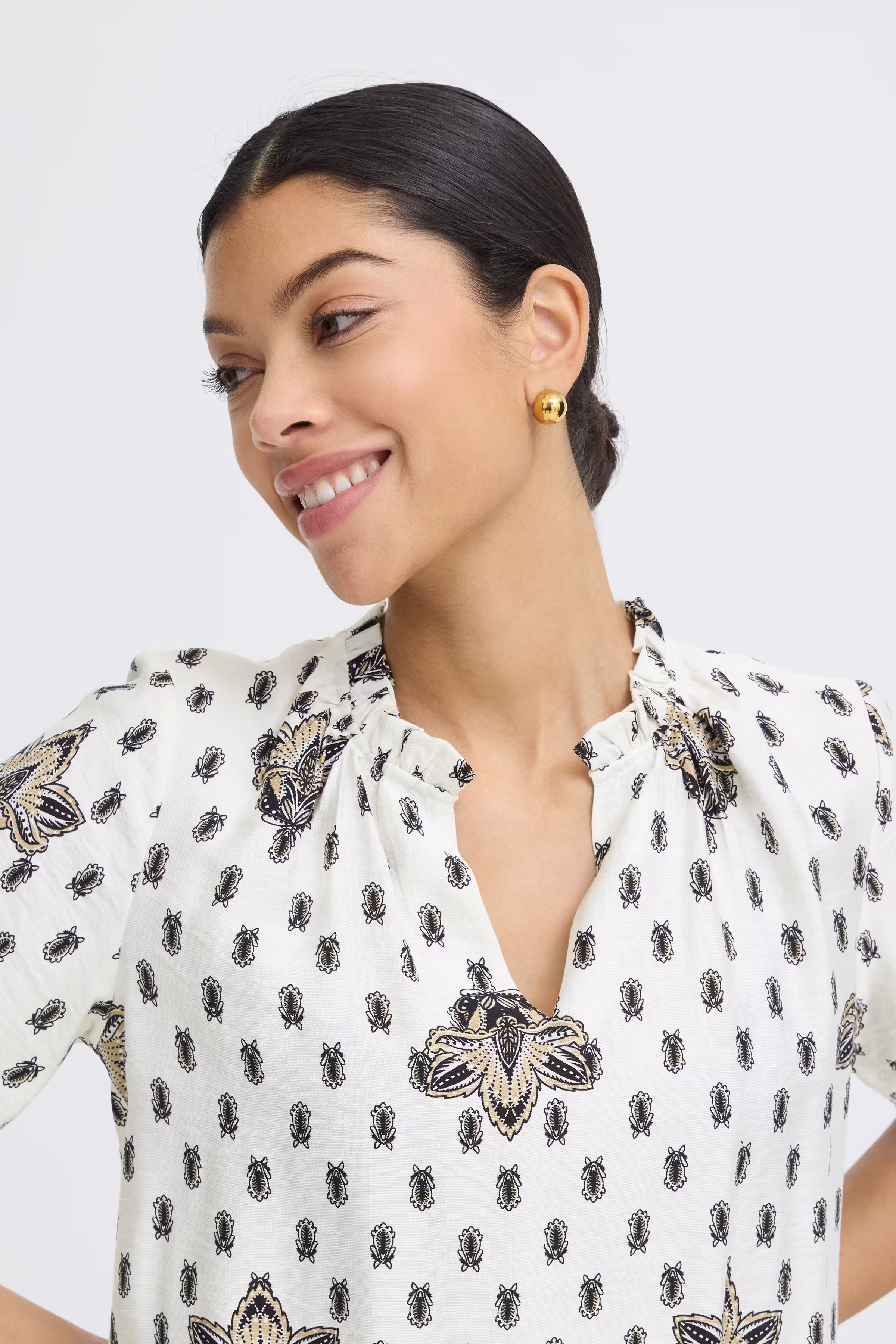 BYIKAIA Blouse LOOKBOOK DETAIL 20819037-900008801