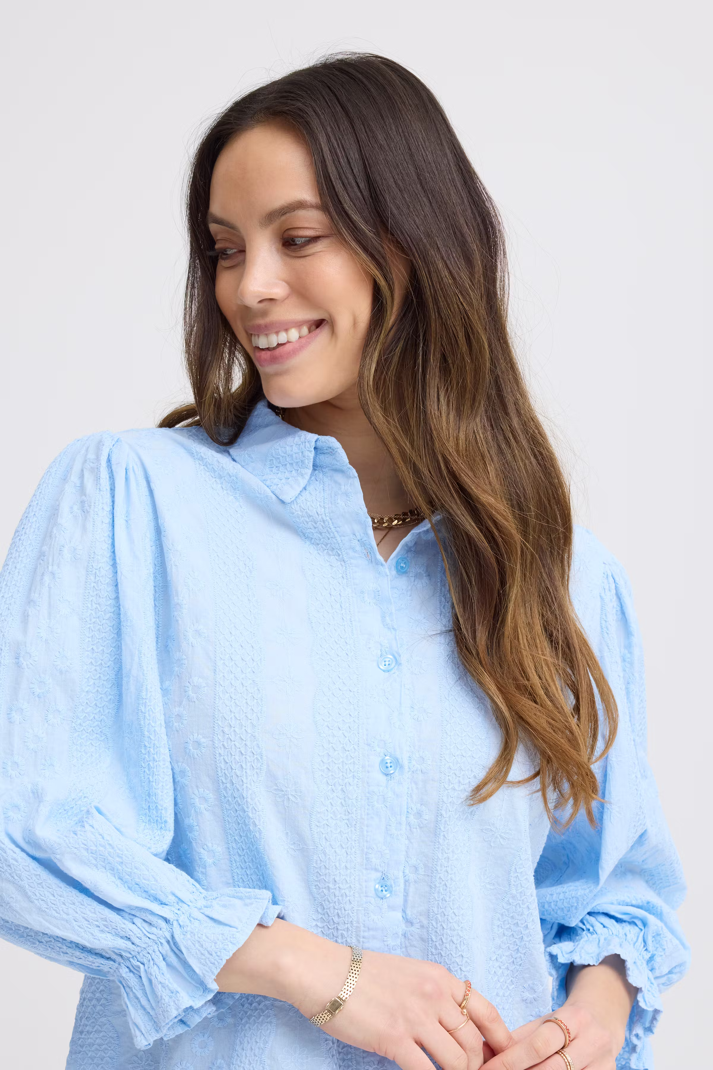 SBANKA Bluse LOOKBOOK DETAIL 22100938-153915