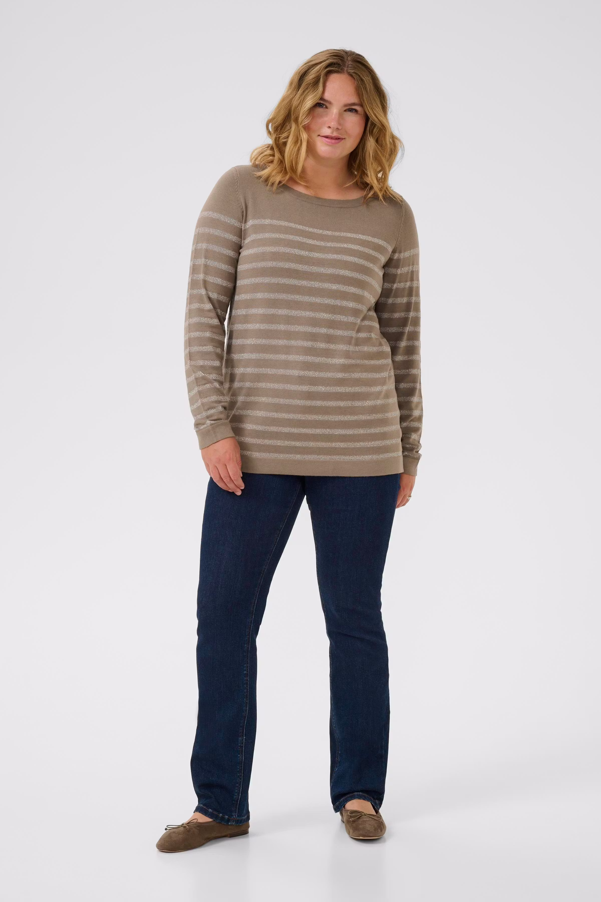 KClizzy Glitzer Pullover LOOKBOOK FRONT 10583863-108731